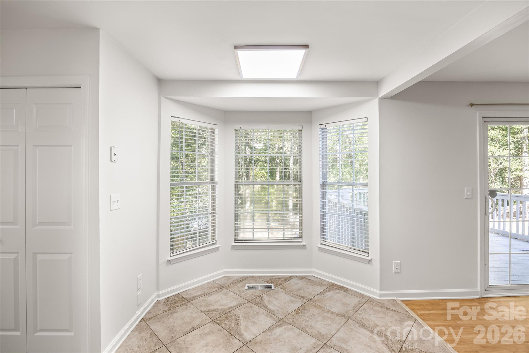 12416 Woodside Falls Road Property Photo 10