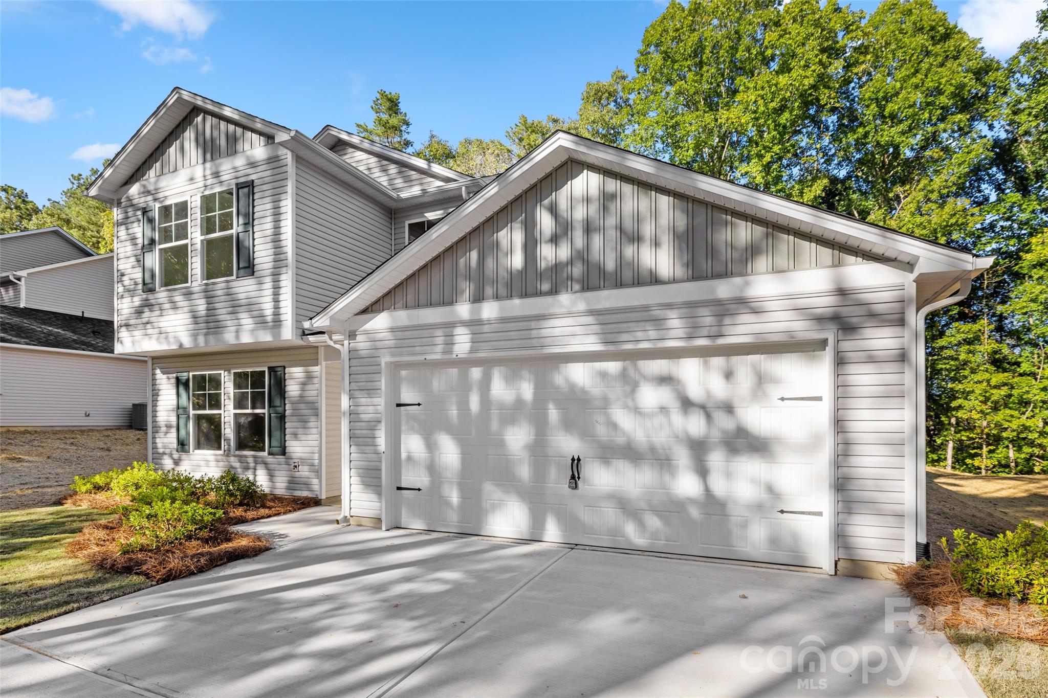 1707 Evans Drive Property Photo 3