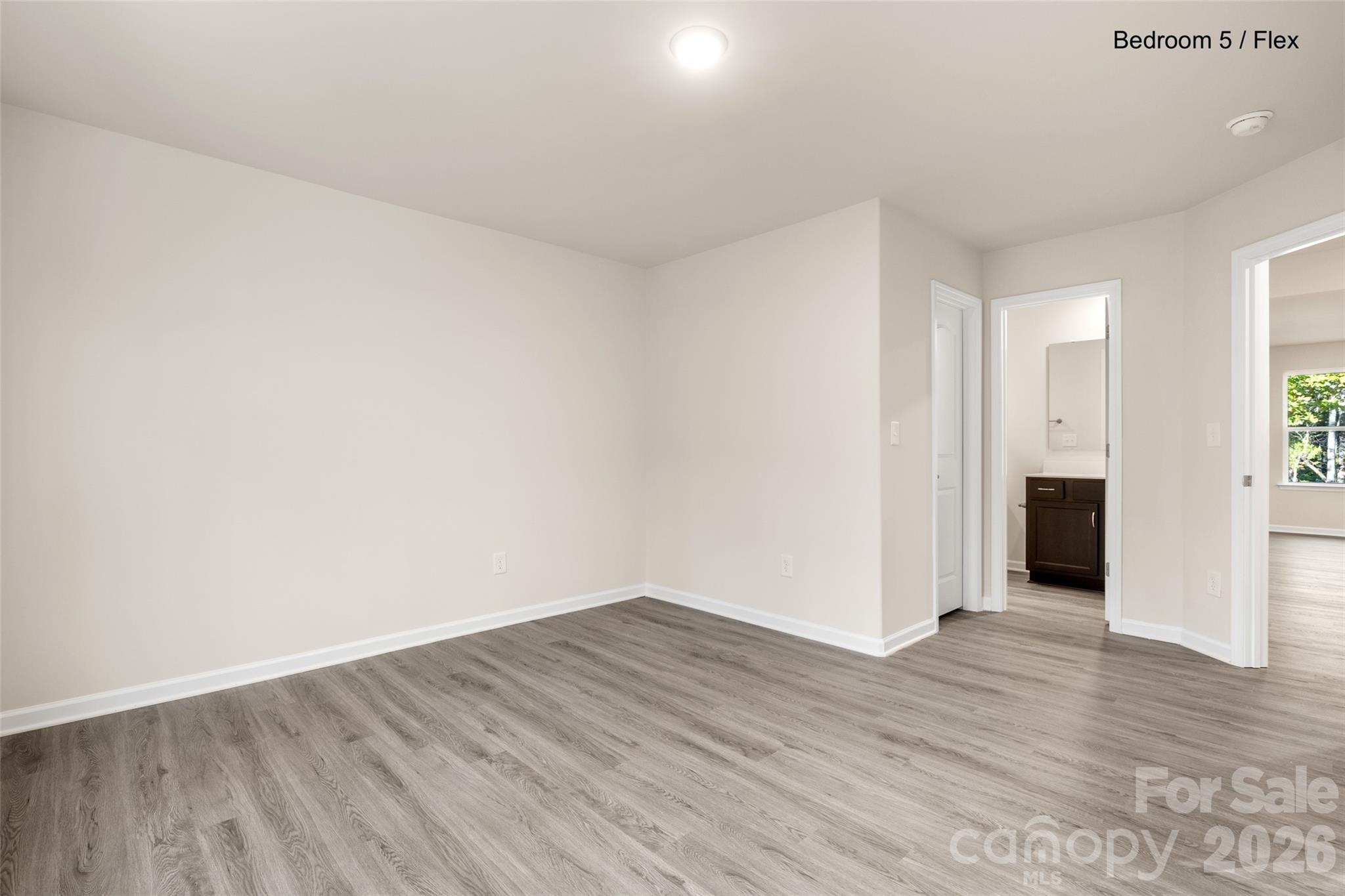1707 Evans Drive Property Photo 6