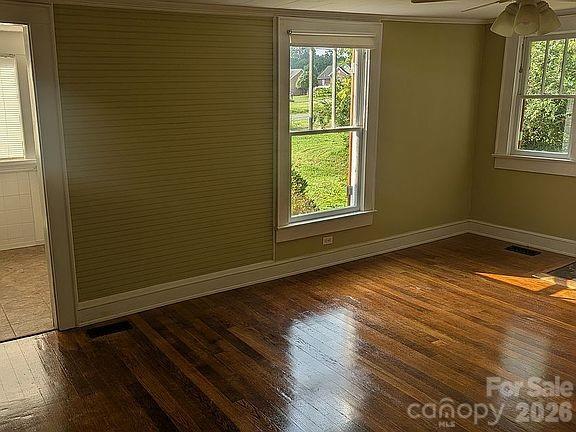 4831 Sulphur Springs Road Property Photo 8