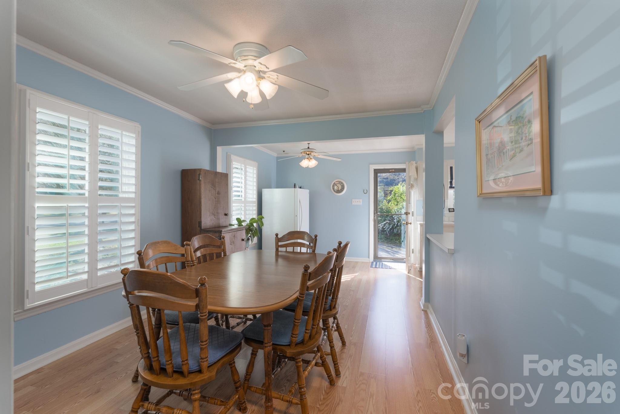 2123 Poinsett Drive Property Photo 5