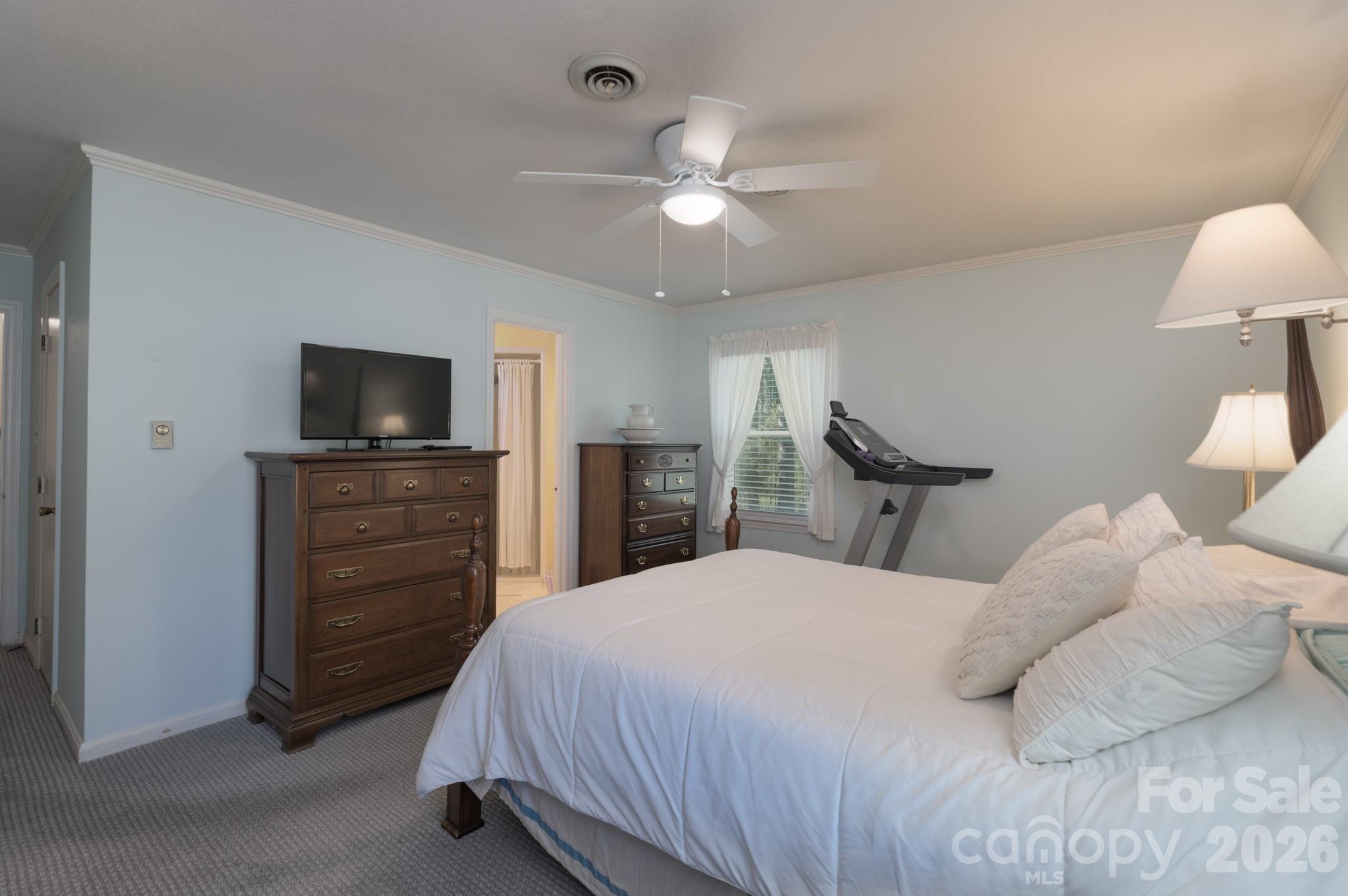 2123 Poinsett Drive Property Photo 12