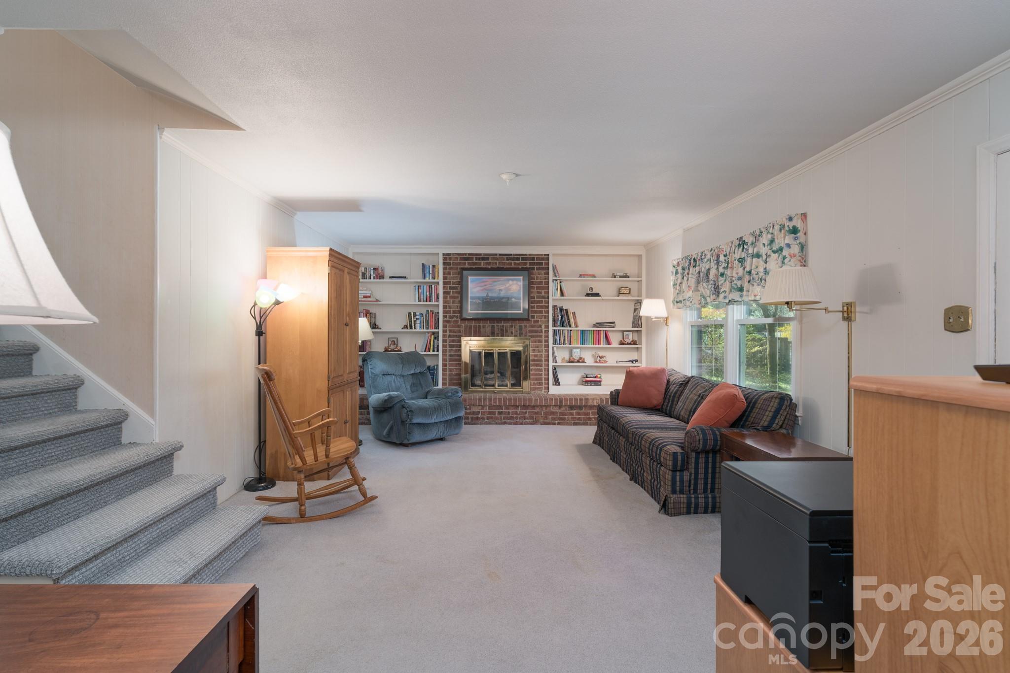 2123 Poinsett Drive Property Photo 17