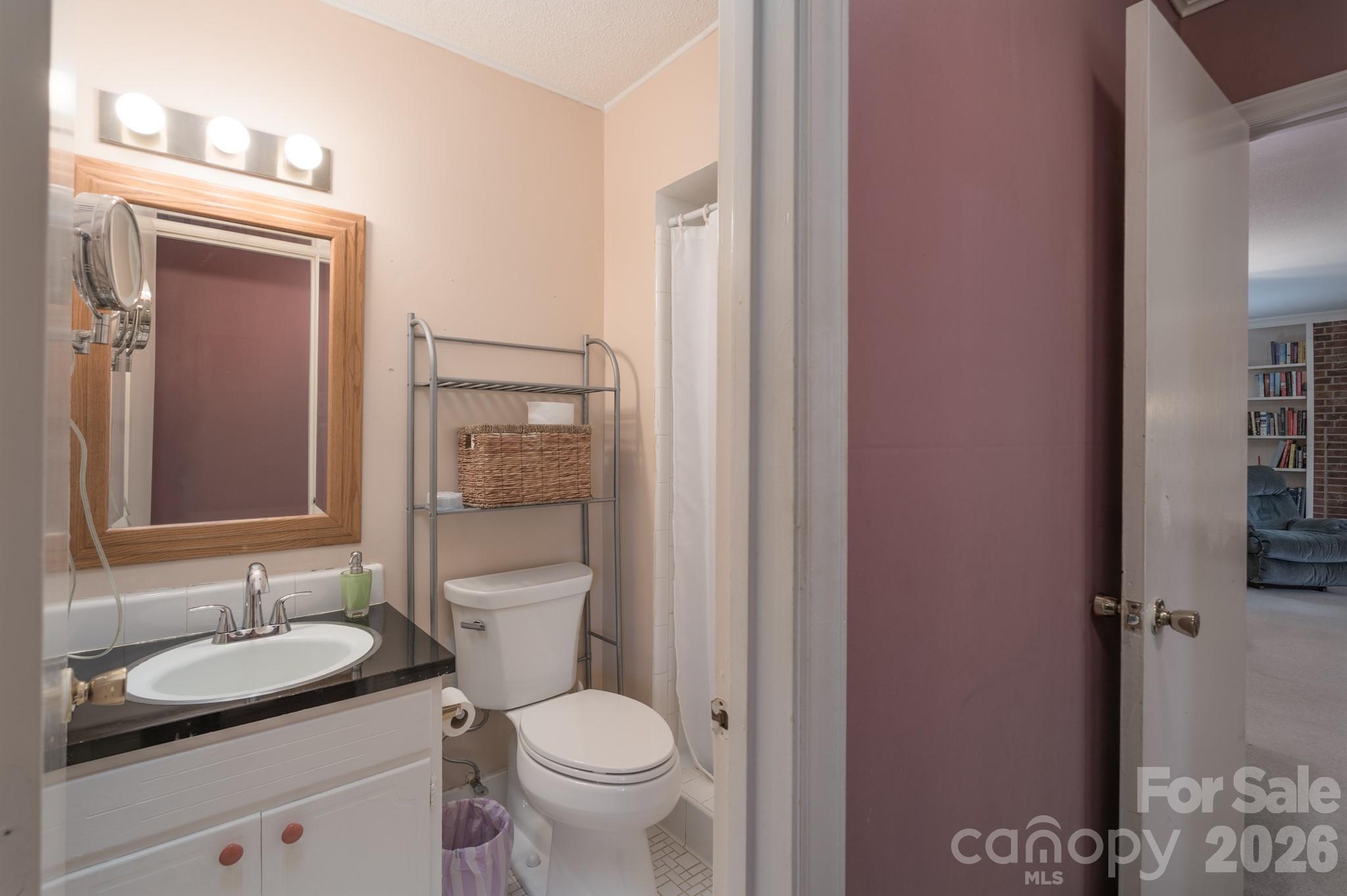 2123 Poinsett Drive Property Photo 19