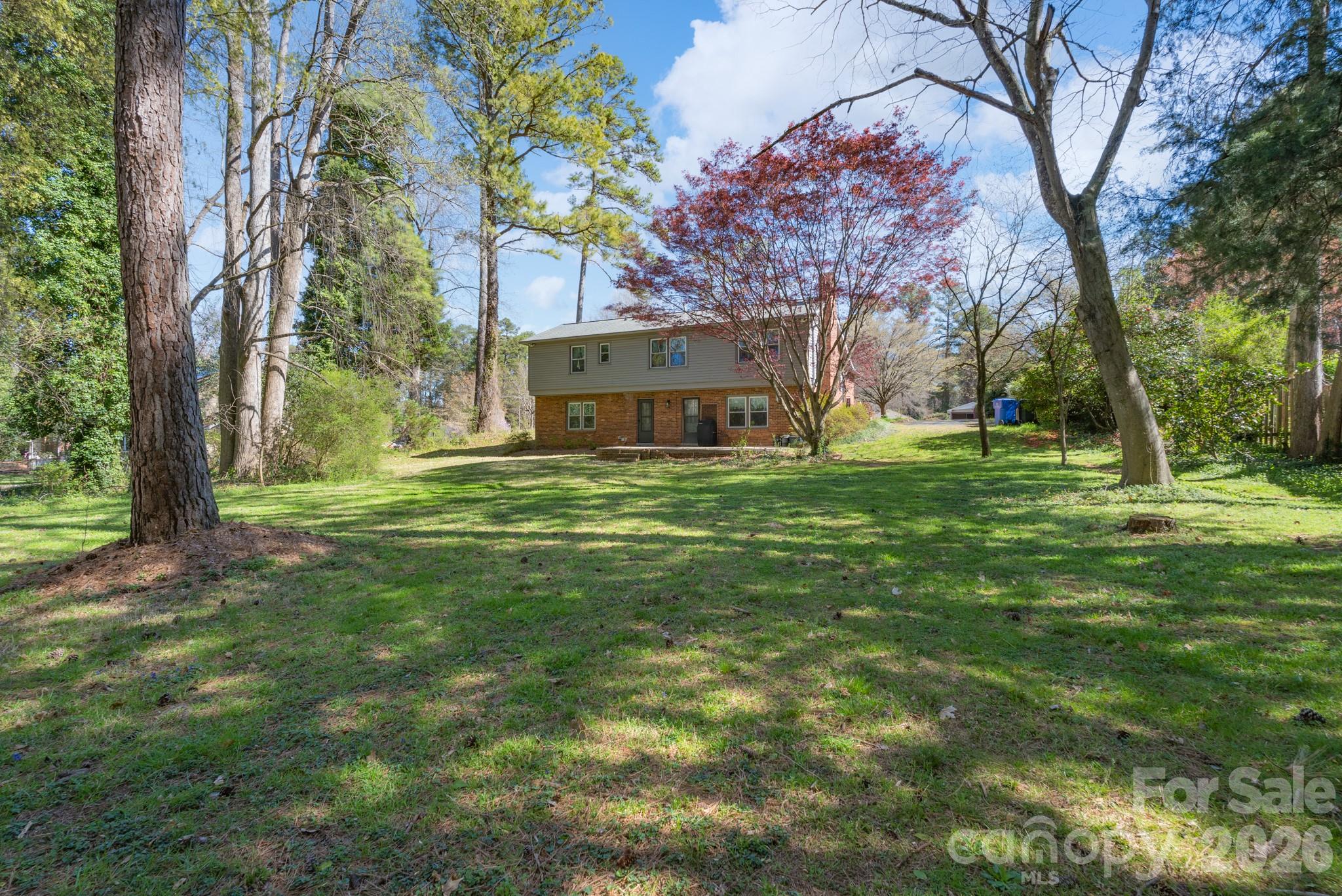 2123 Poinsett Drive Property Photo 27