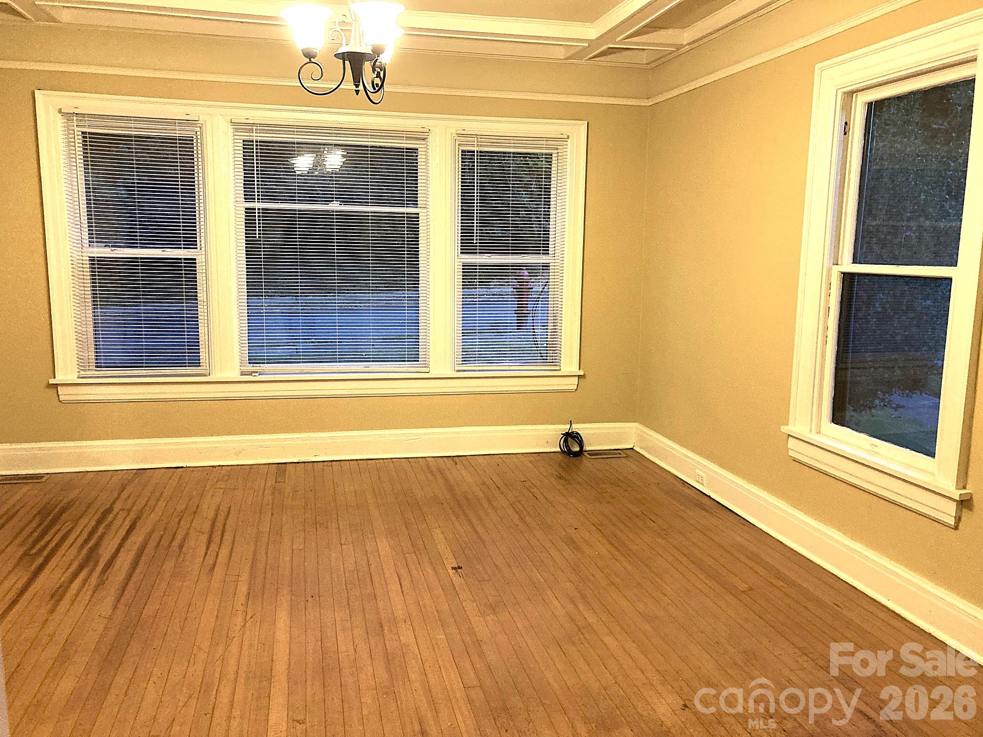 326 S 3rd Street Property Photo 6