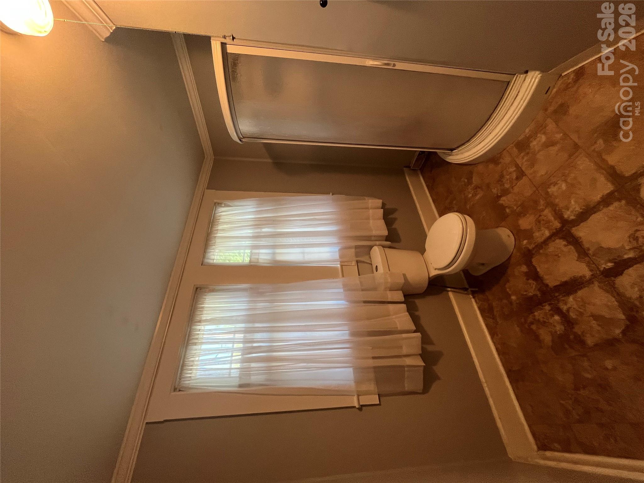 90 Maple Street Property Photo 18