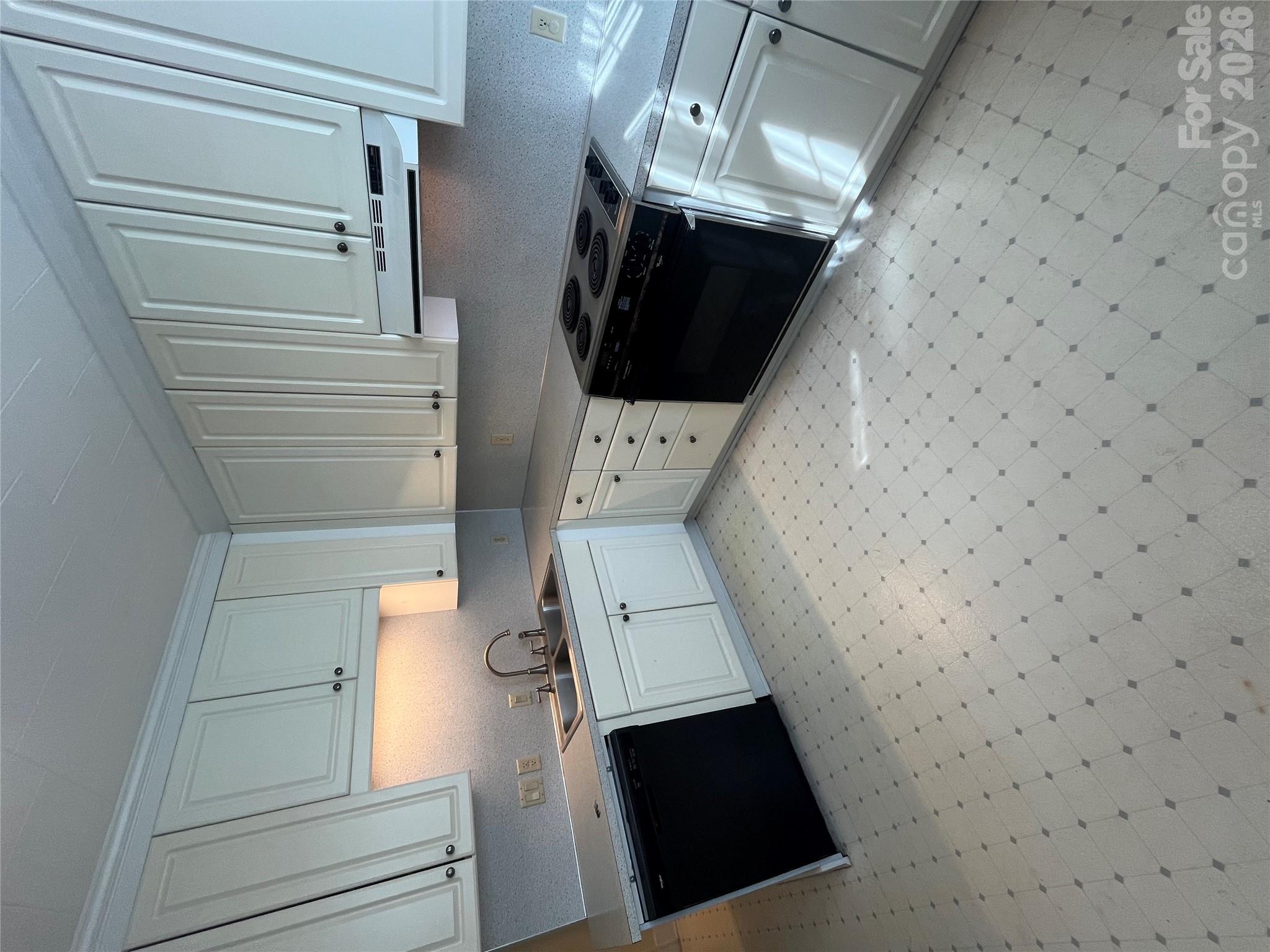 90 Maple Street Property Photo 20
