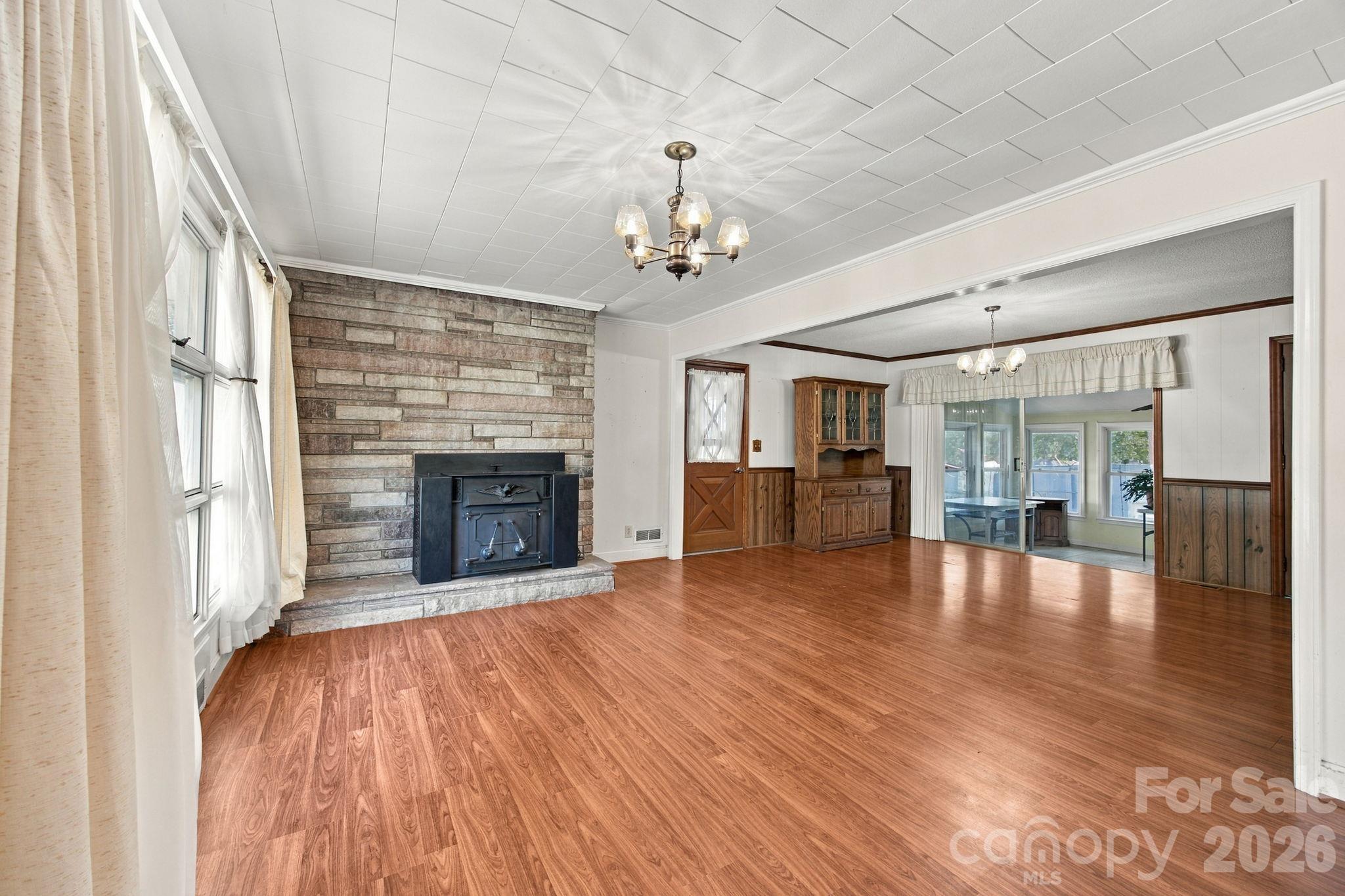 816 Central Avenue Property Photo 7
