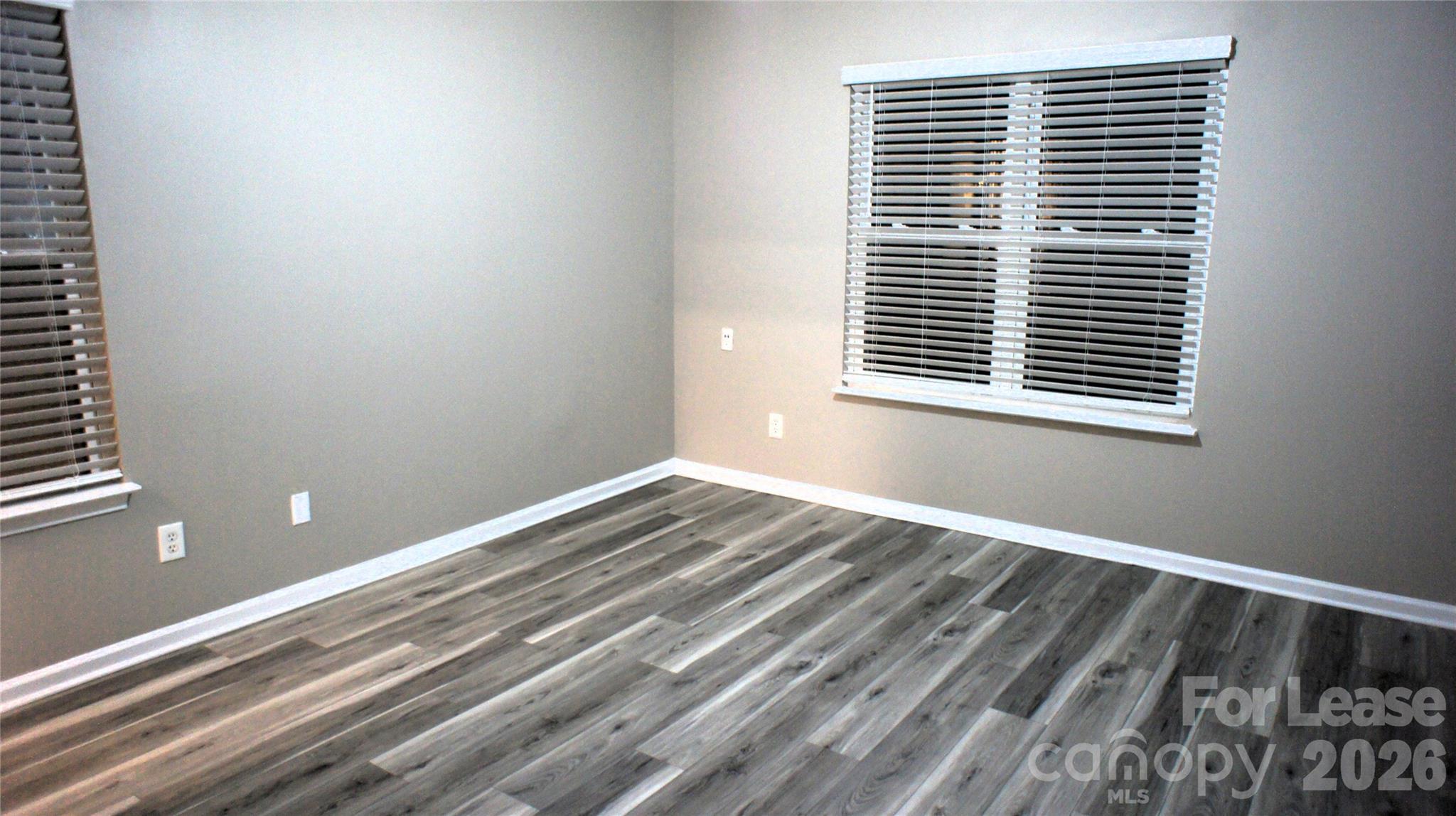 2753 Wingate Avenue Property Photo 17