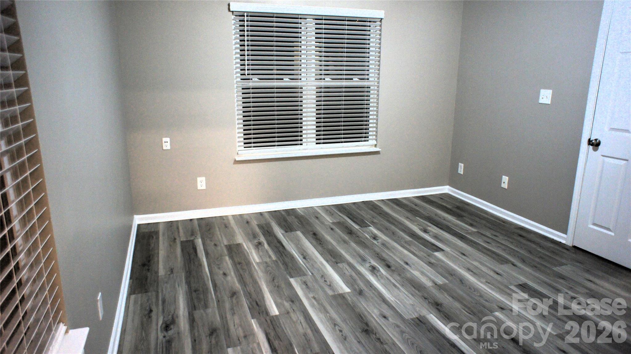 2753 Wingate Avenue Property Photo 19