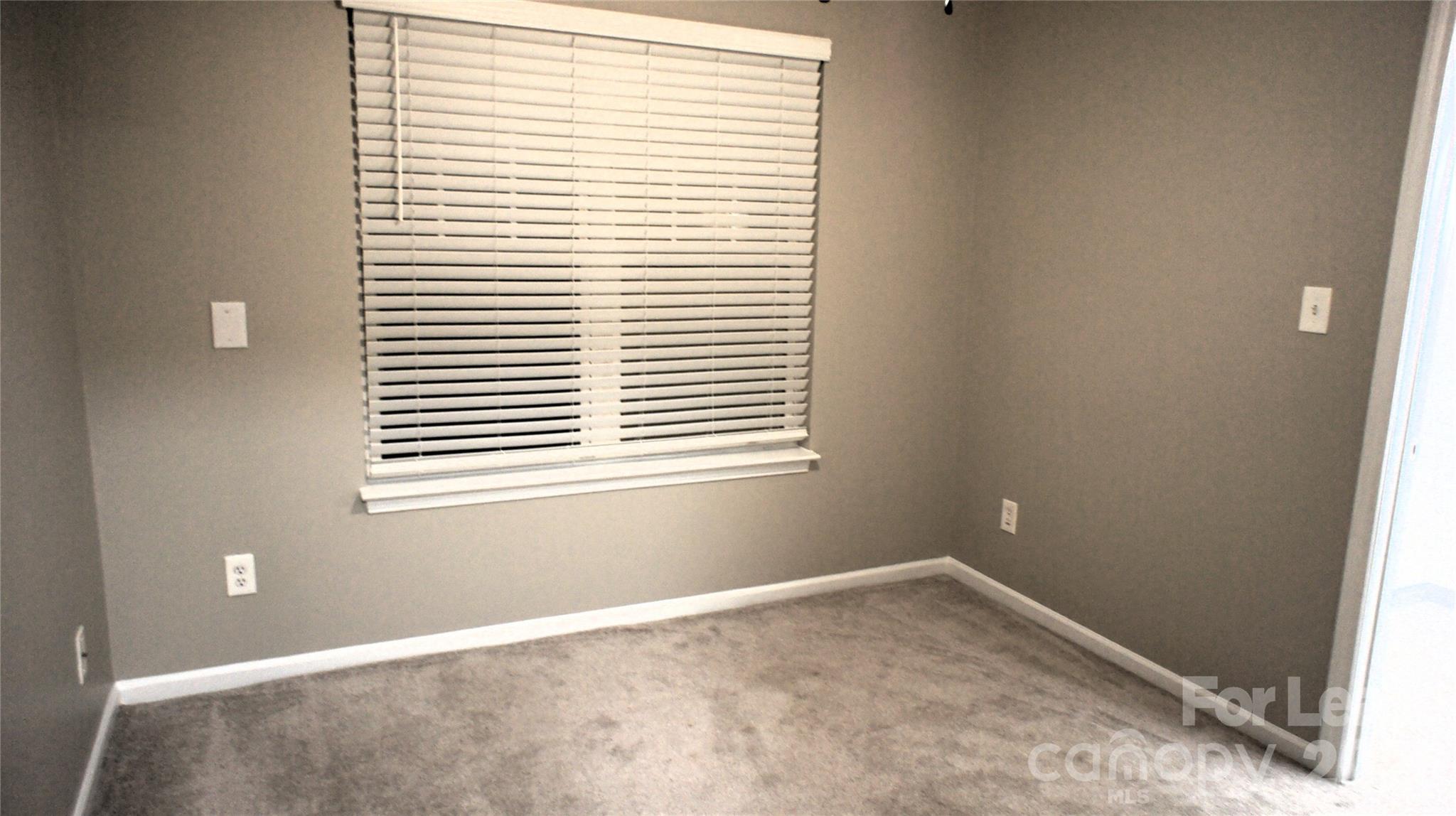 2753 Wingate Avenue Property Photo 32