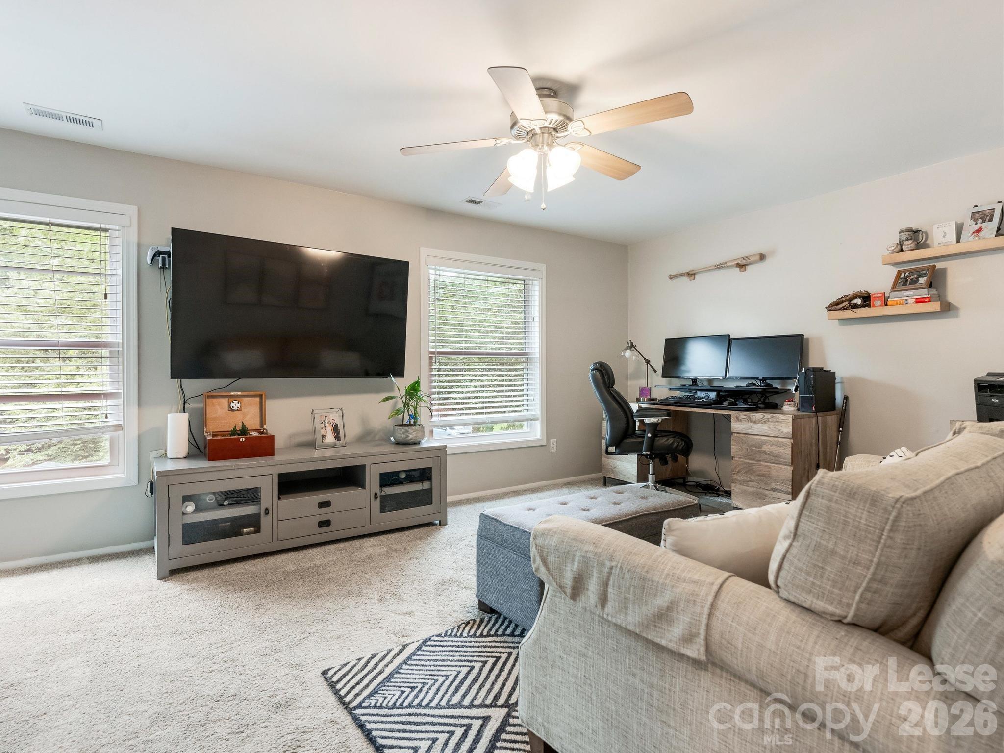6801 Rollingridge Drive Property Photo 26