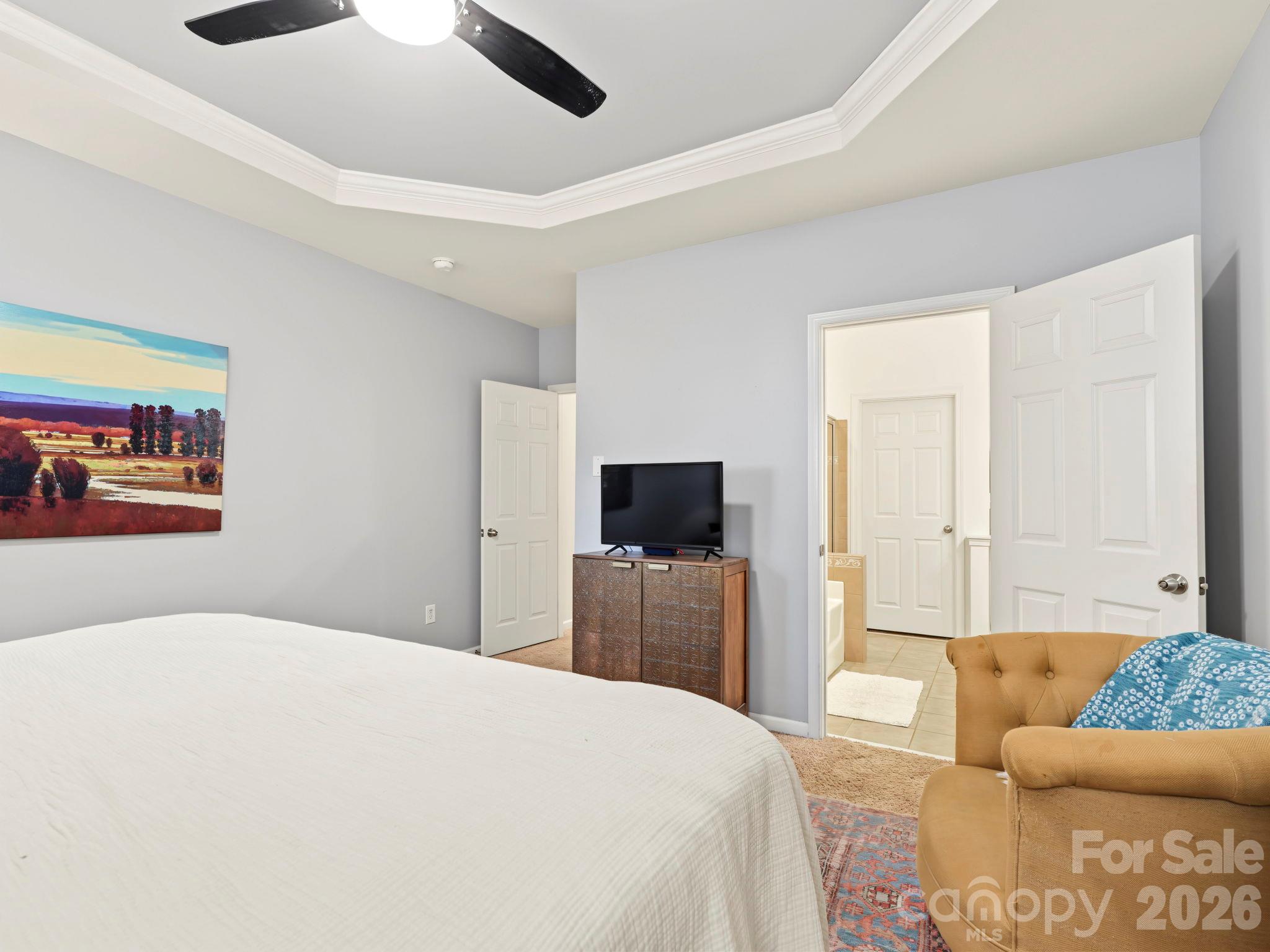 5904 Union Pacific Avenue Property Photo 16