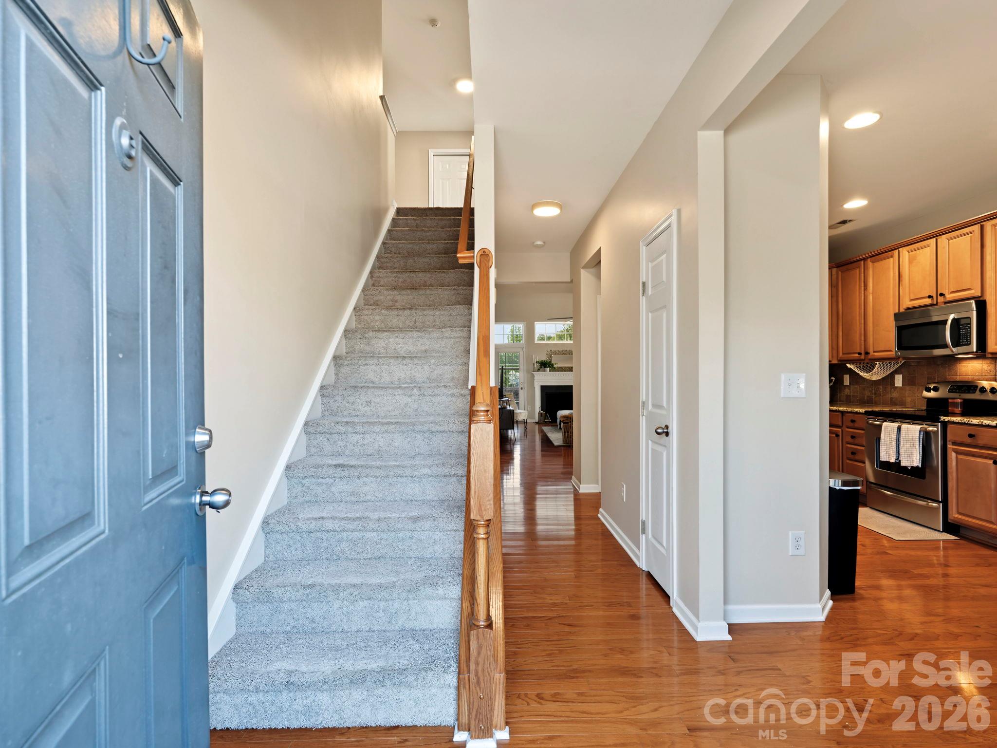 5904 Union Pacific Avenue Property Photo 20