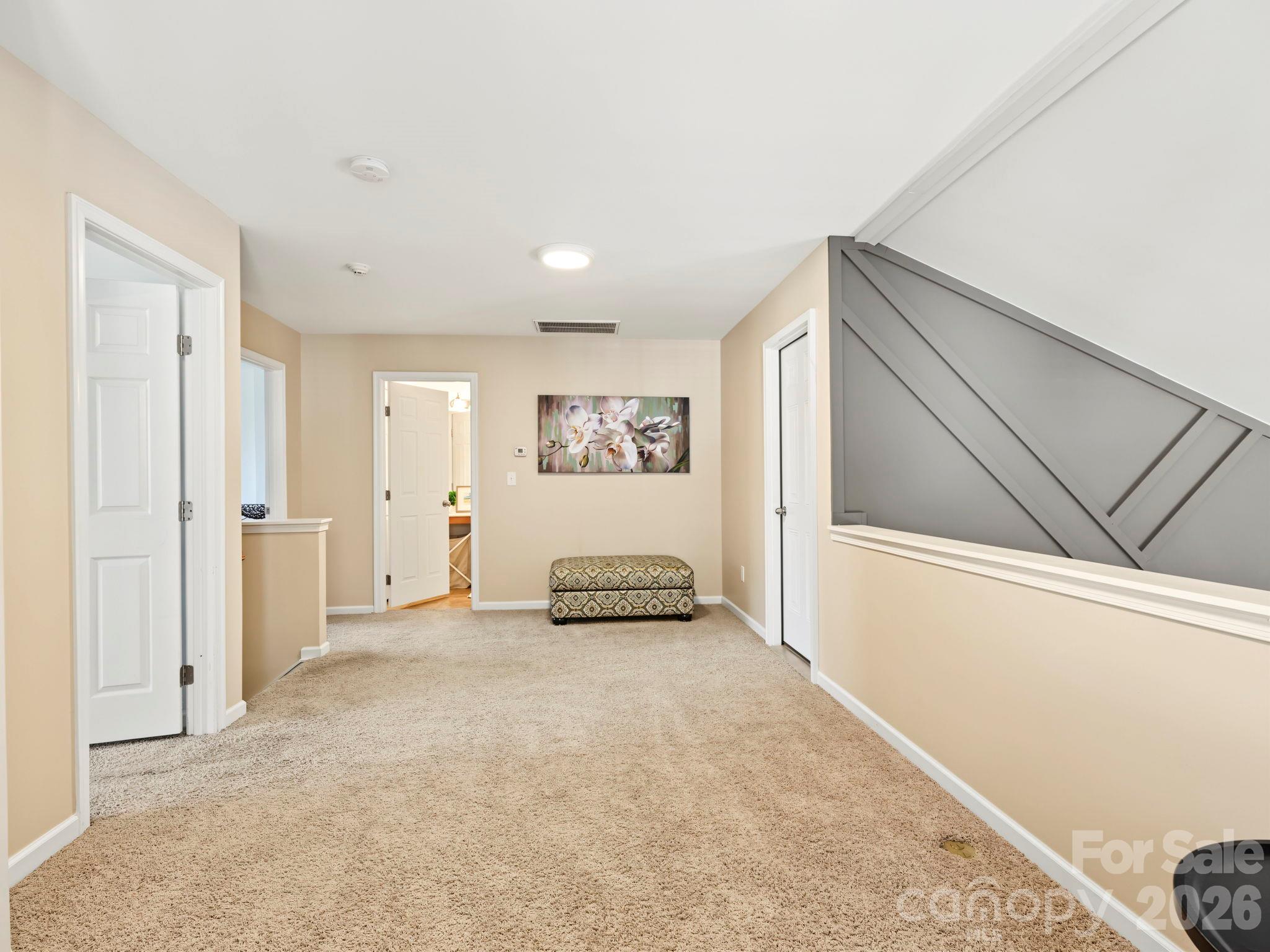 5904 Union Pacific Avenue Property Photo 24