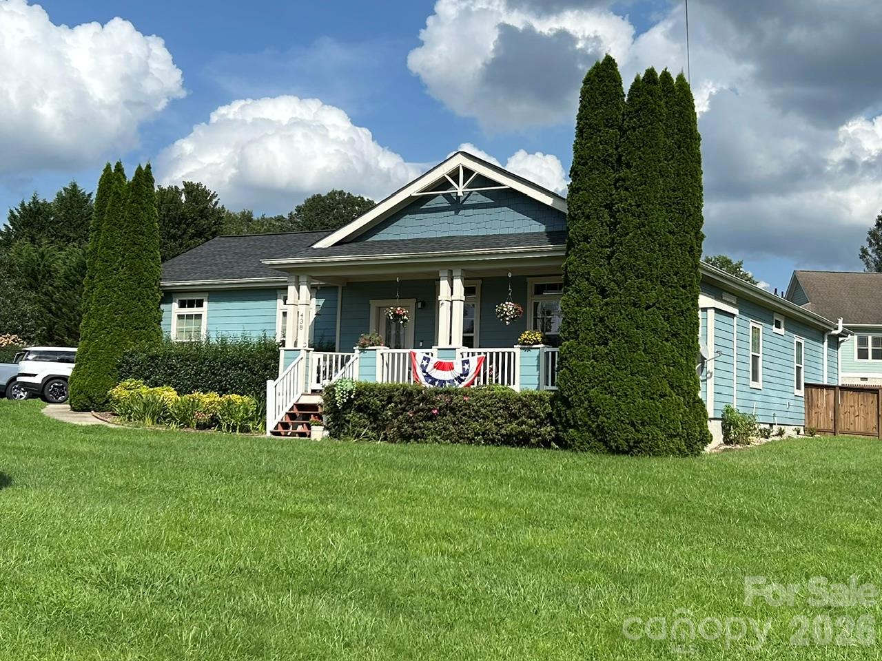 438 Oak Grove Road Property Photo 2