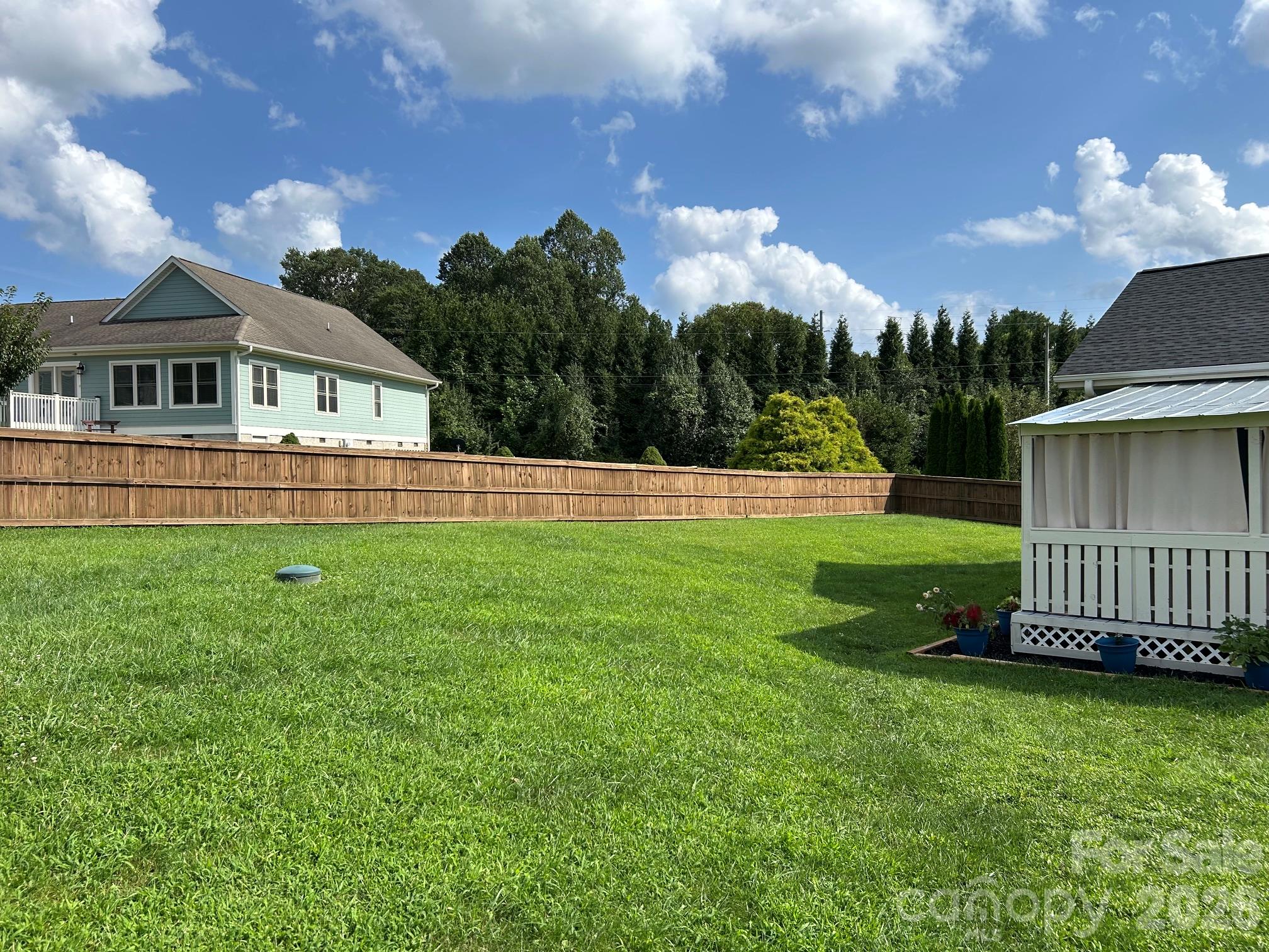 438 Oak Grove Road Property Photo 5