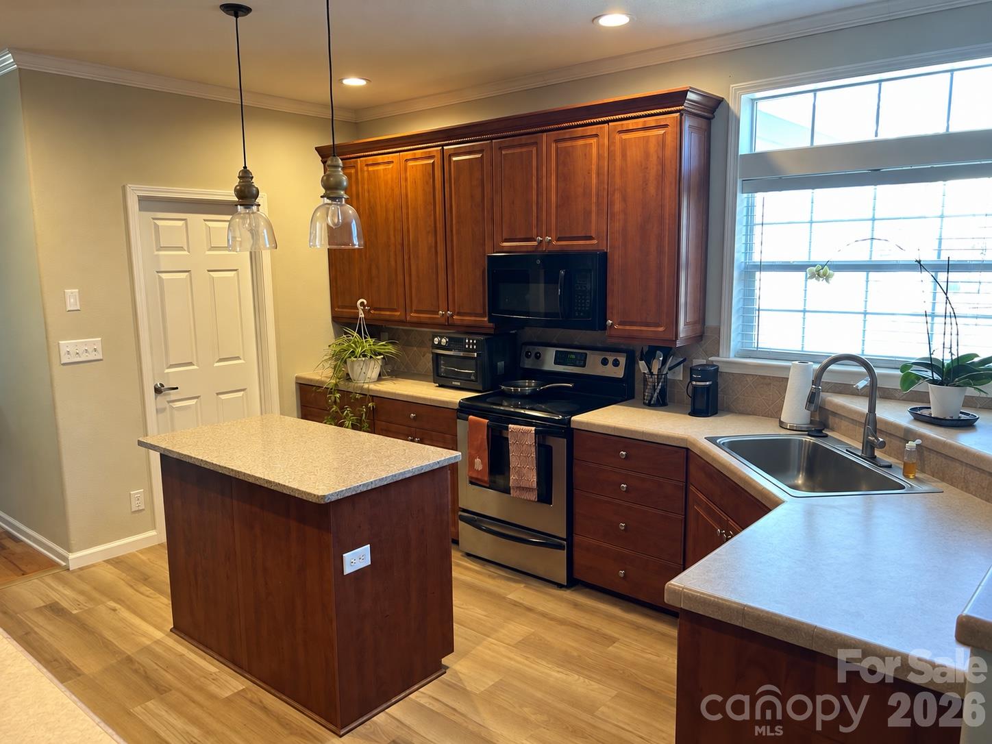 438 Oak Grove Road Property Photo 14