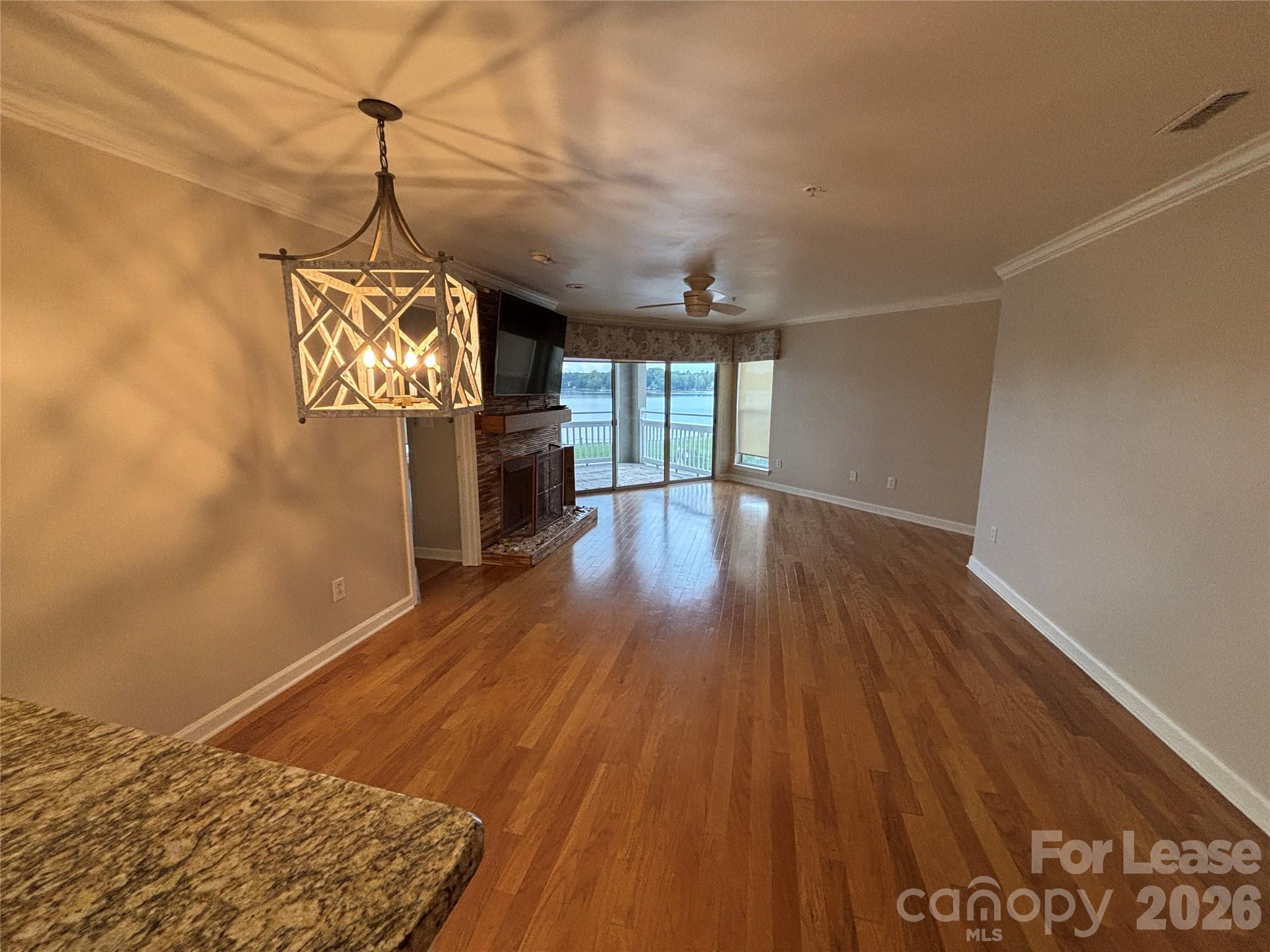 1332 Torrence Circle Property Photo 7