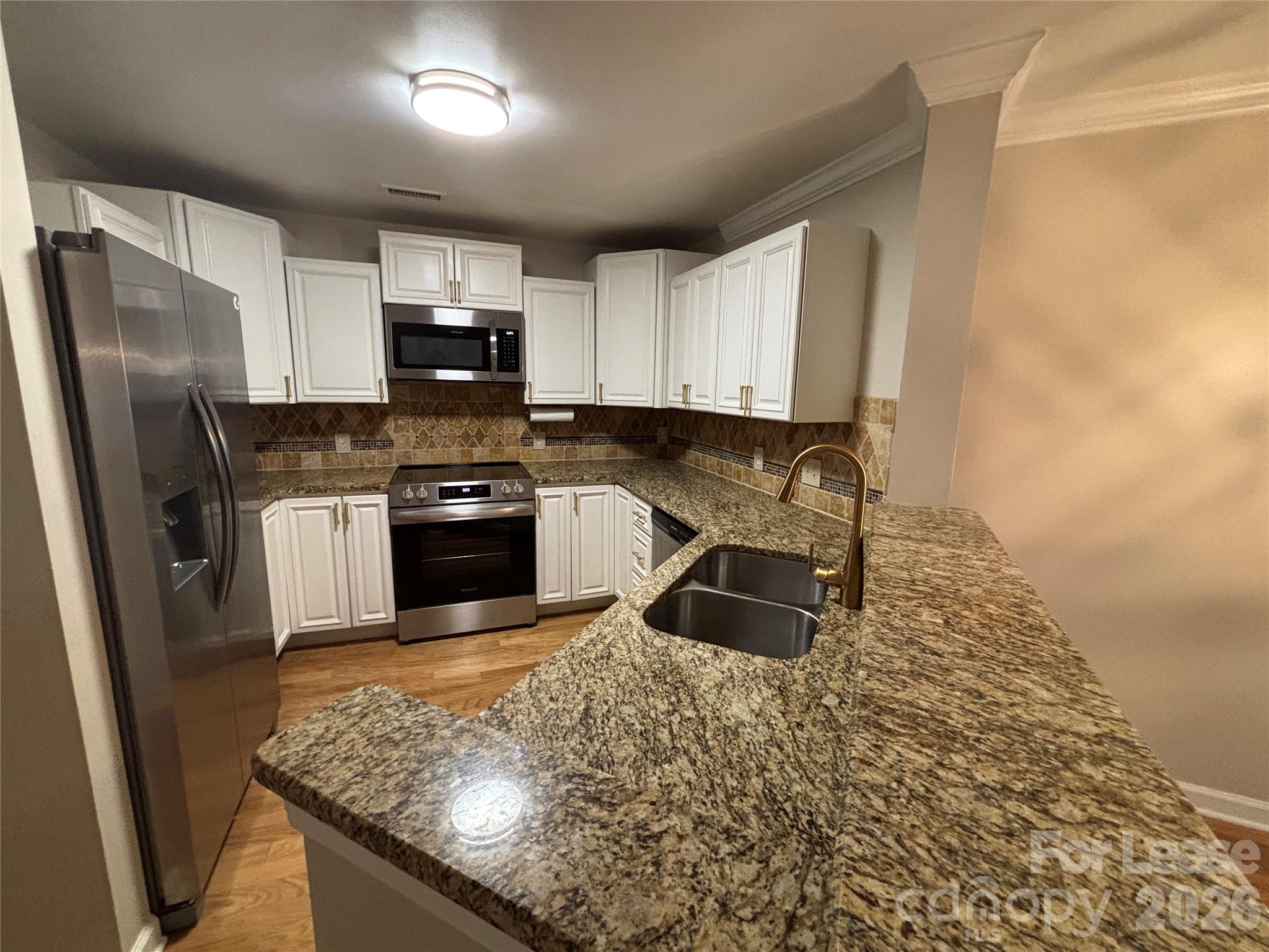 1332 Torrence Circle Property Photo 10