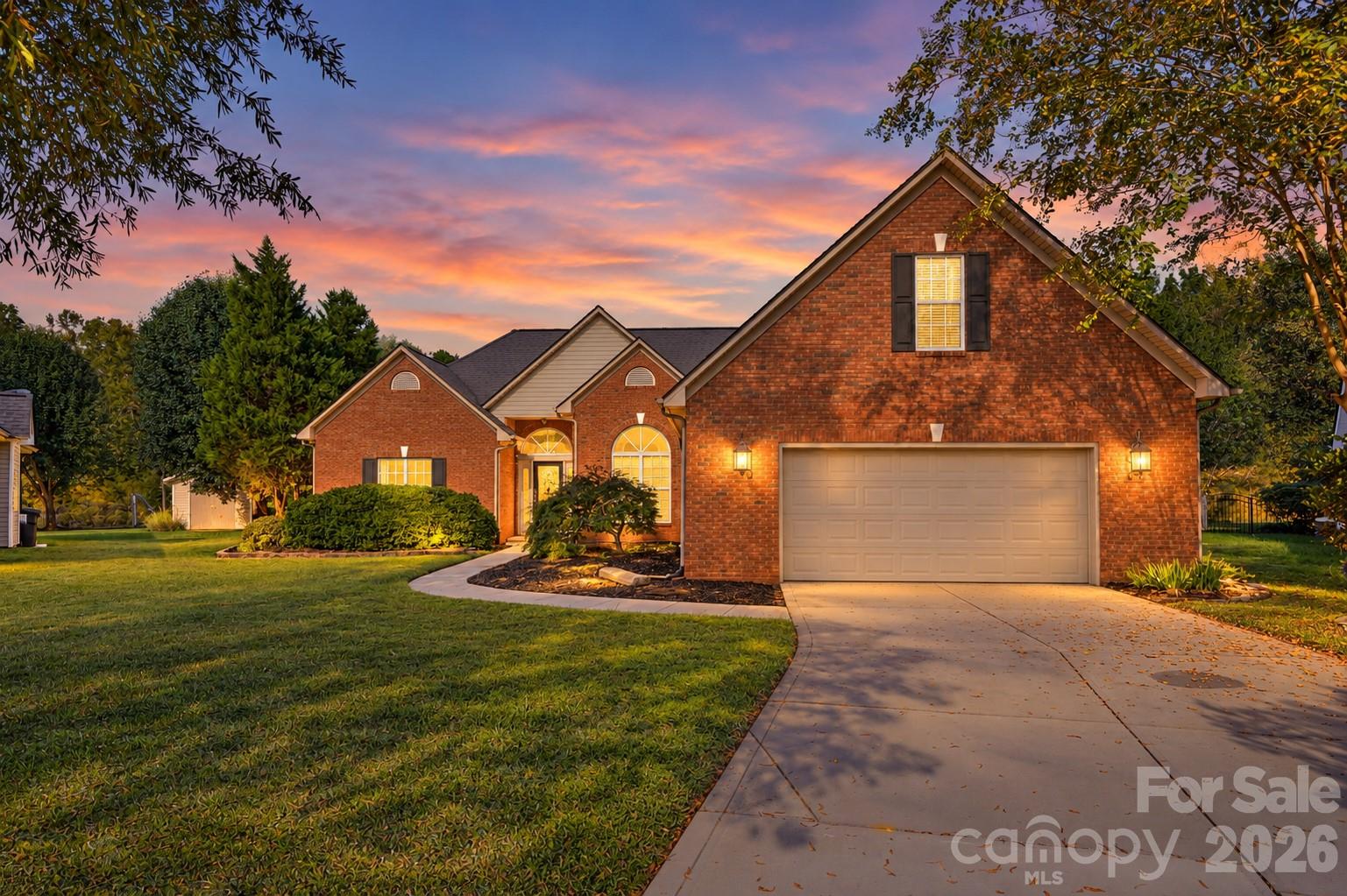 1010 Ponape Court Property Photo 1