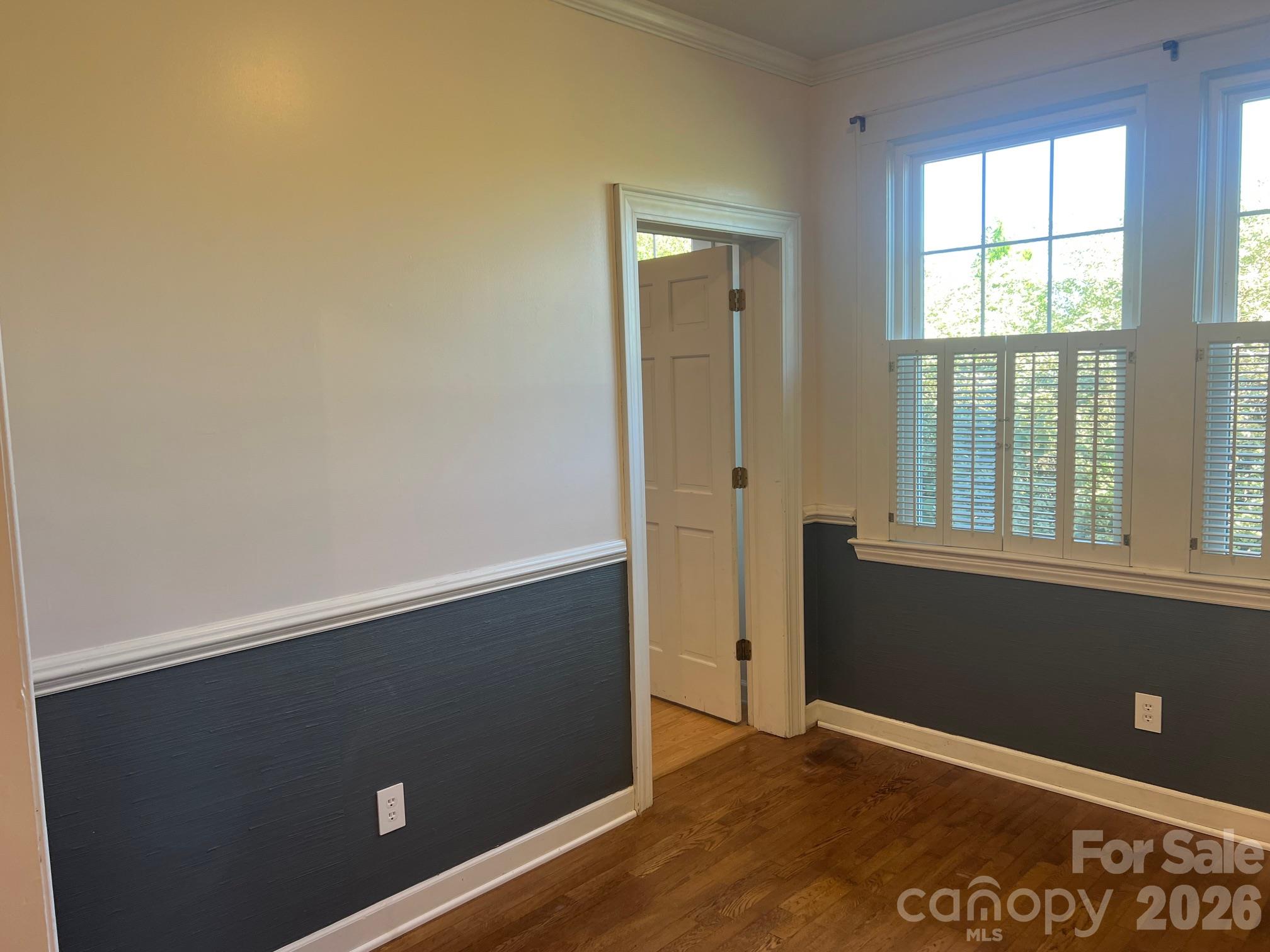308 N Green Street Street 5 Property Photo 11