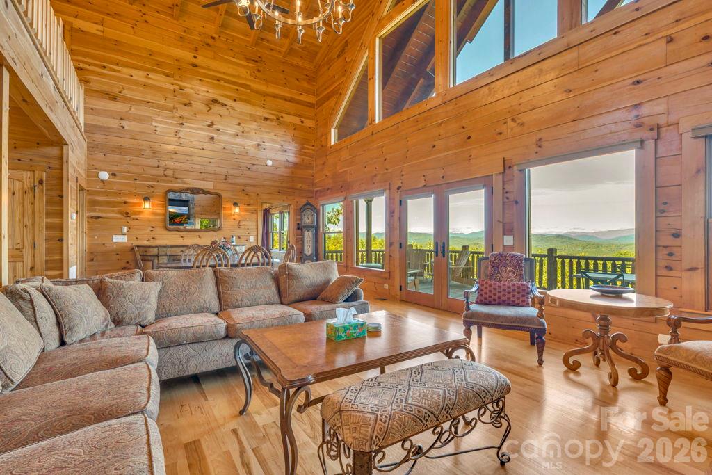 334 Scenic Vista Drive Property Photo 5