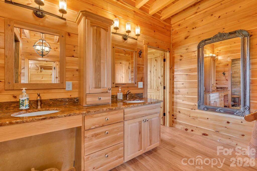 334 Scenic Vista Drive Property Photo 17