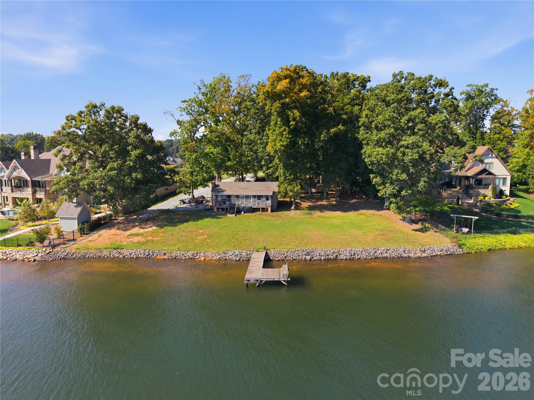 221 Gainswood Drive Property Photo 8