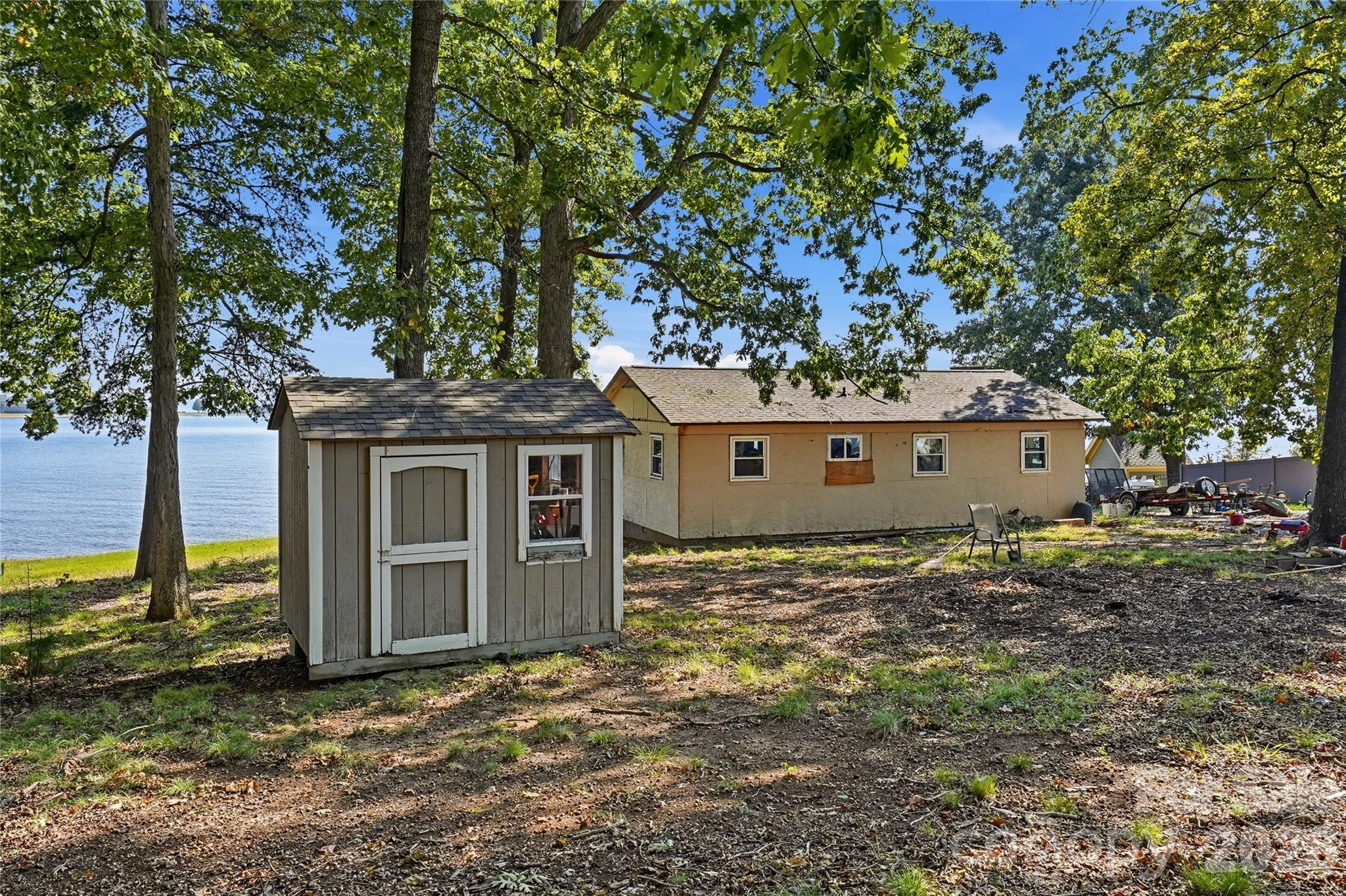 221 Gainswood Drive Property Photo 17