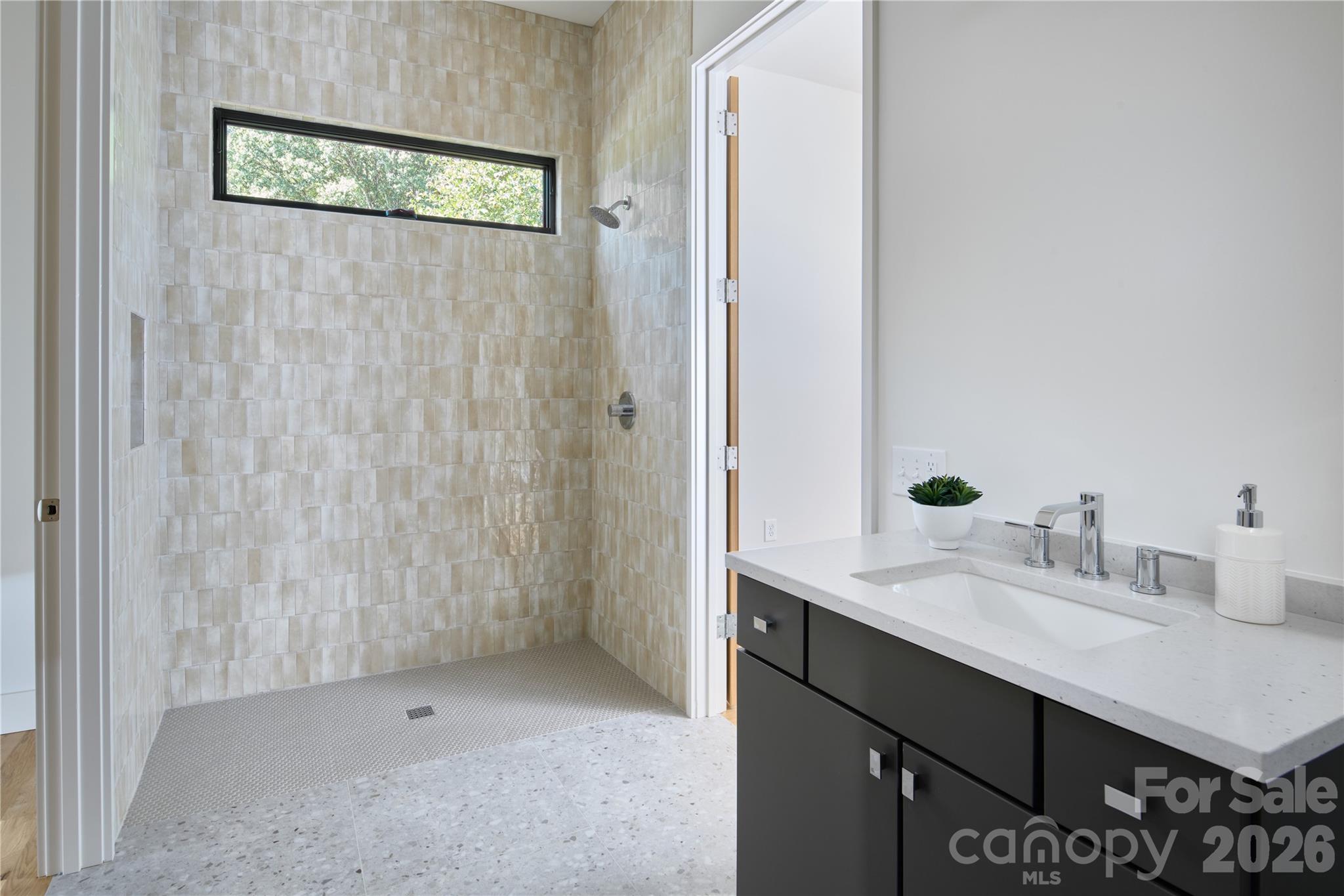 511 Boyce Road Property Photo 31
