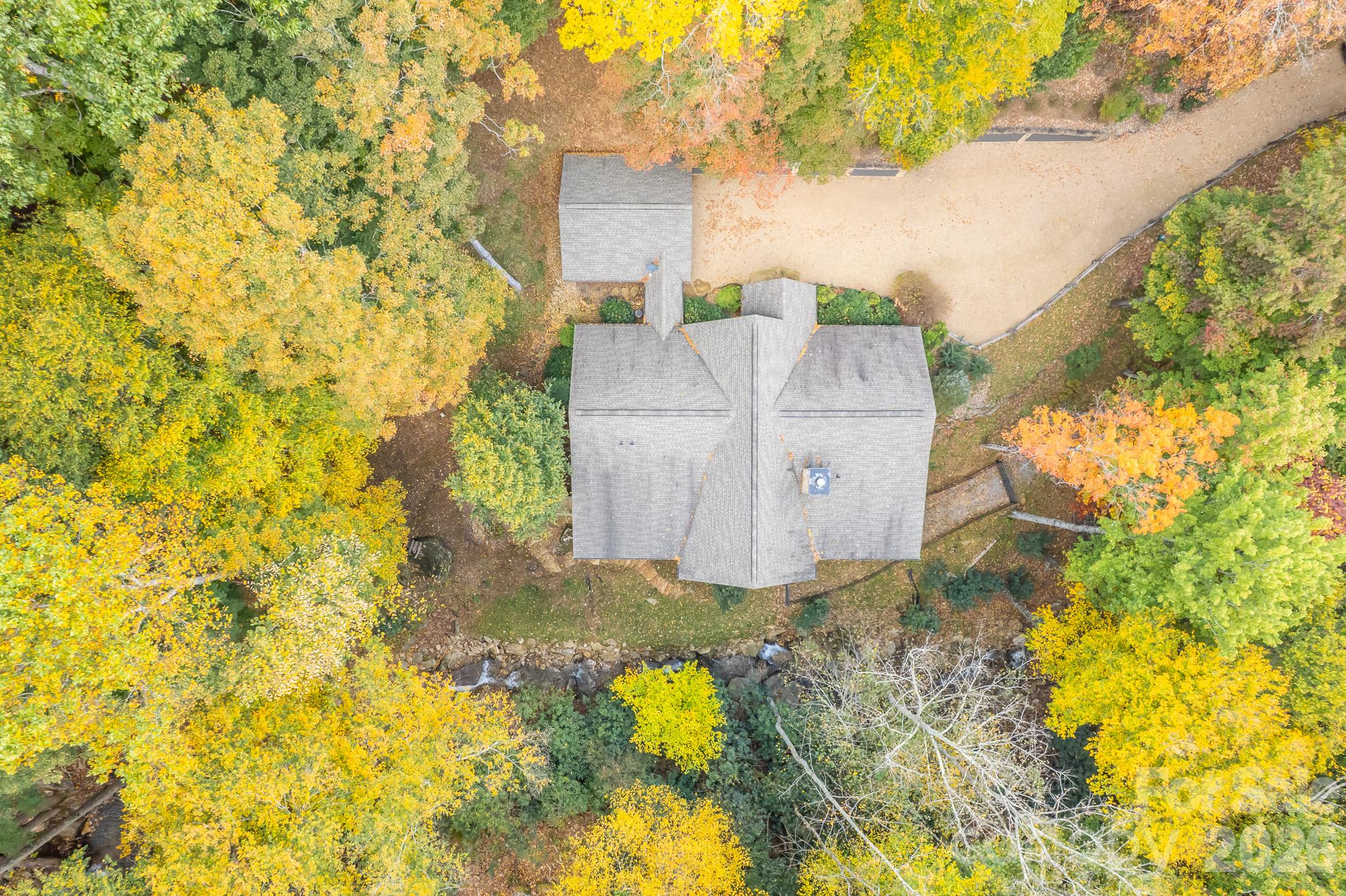 350 Celo Cove Drive Property Photo 10