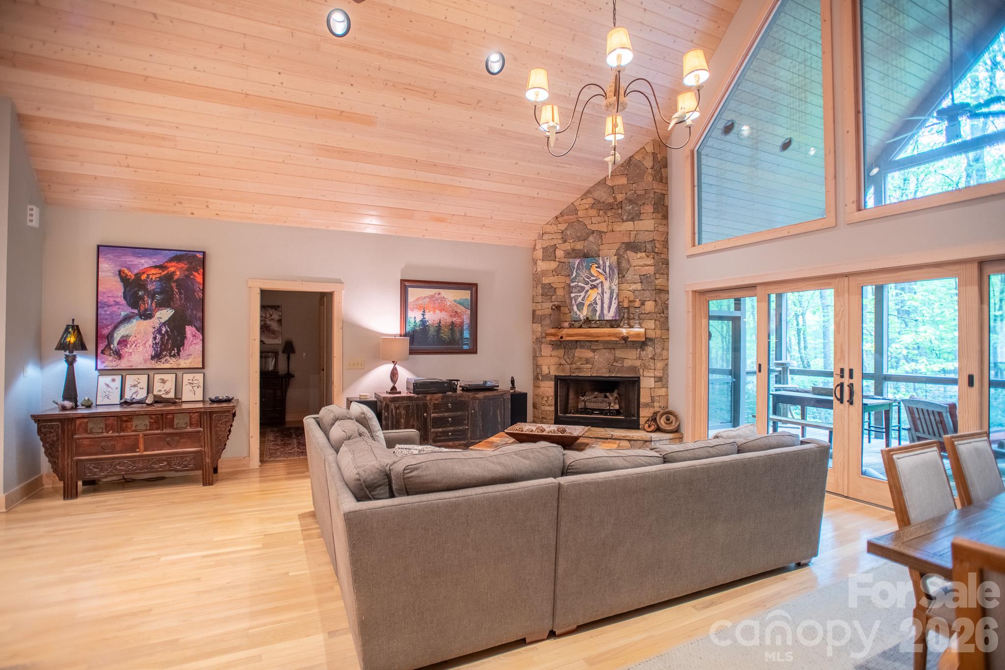 350 Celo Cove Drive Property Photo 15
