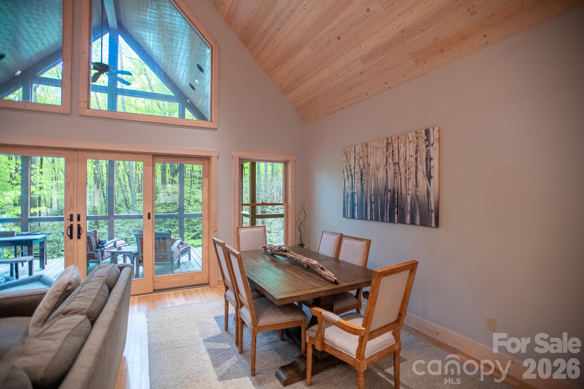 350 Celo Cove Drive Property Photo 18