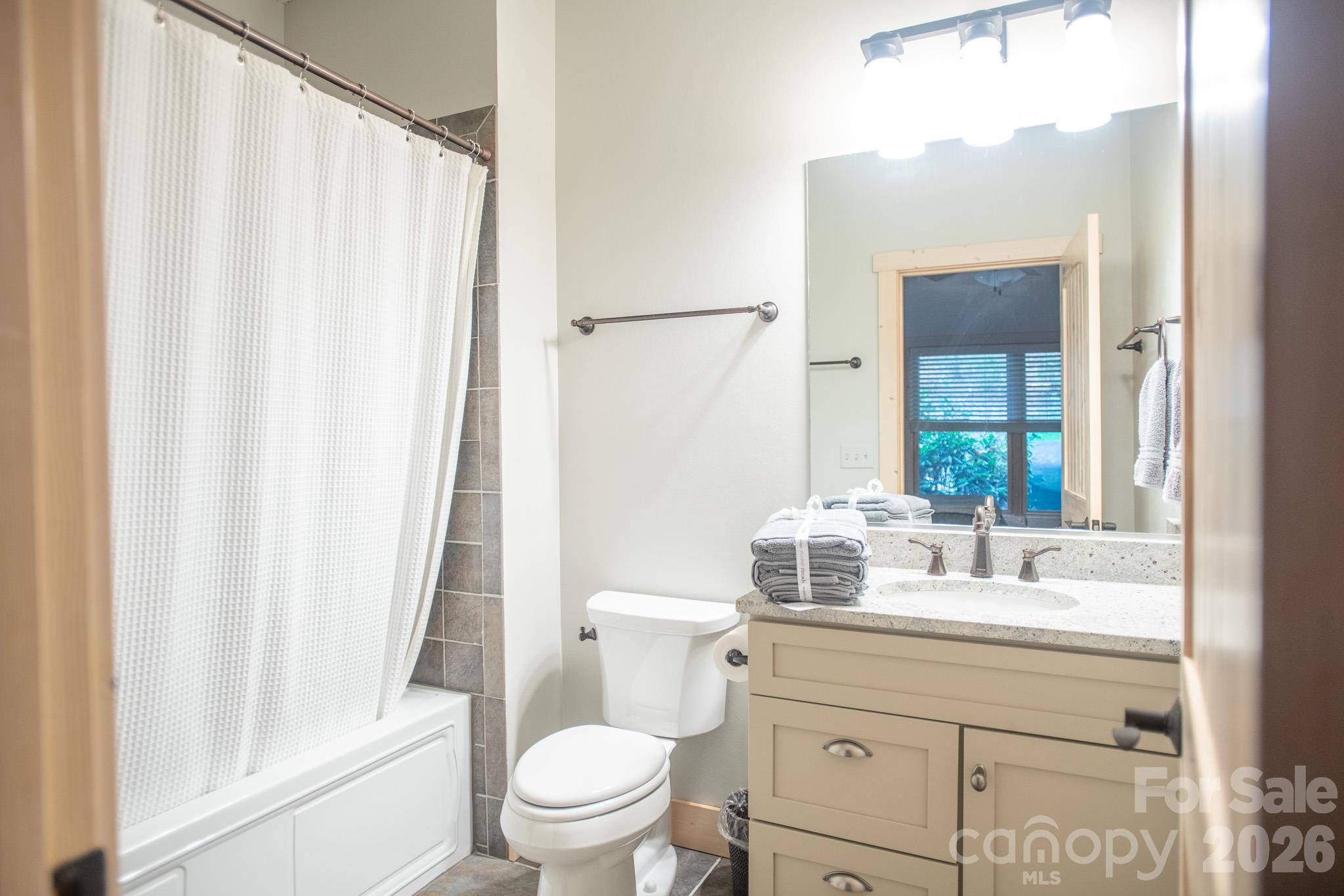 350 Celo Cove Drive Property Photo 29