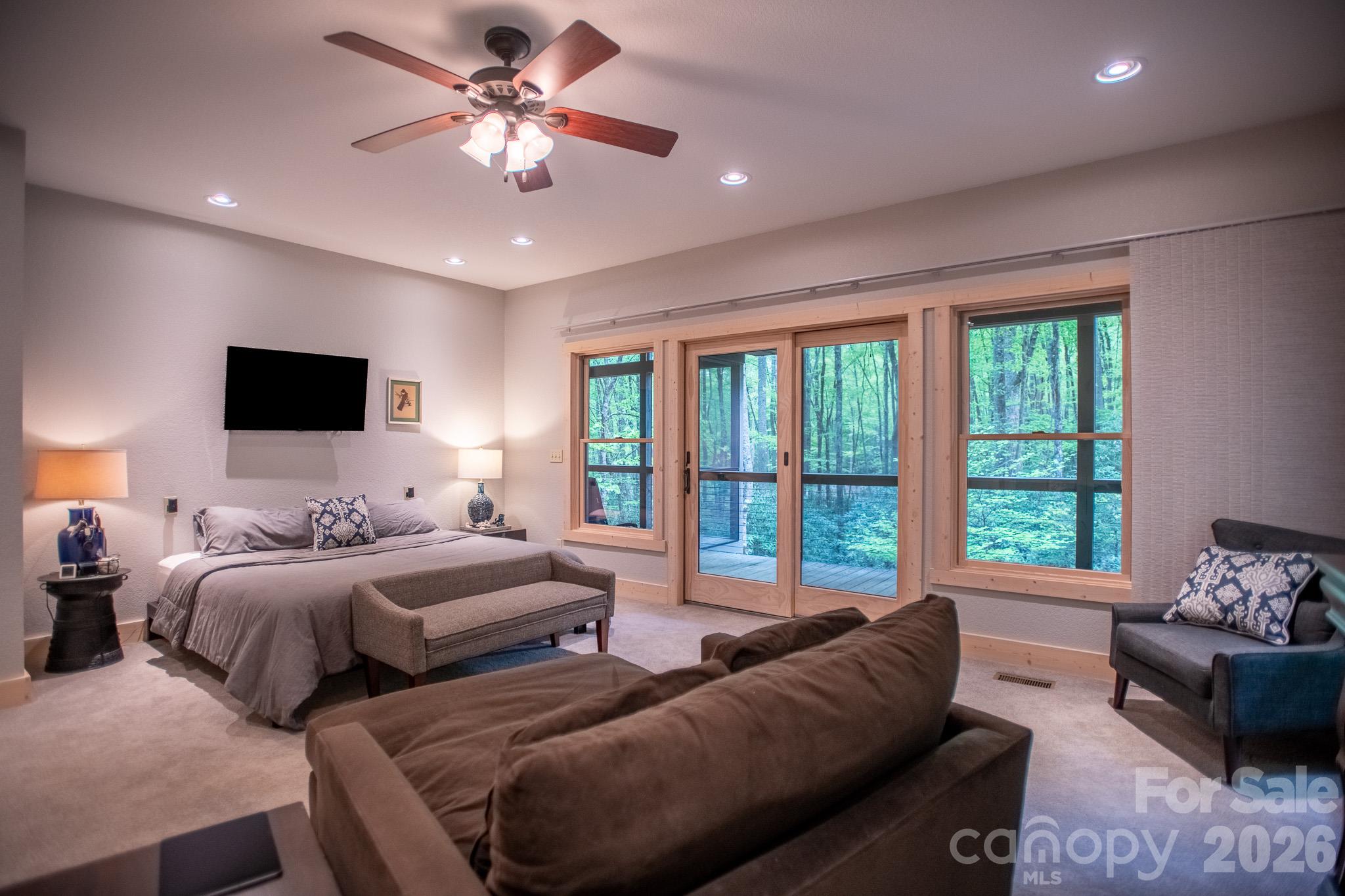 350 Celo Cove Drive Property Photo 31