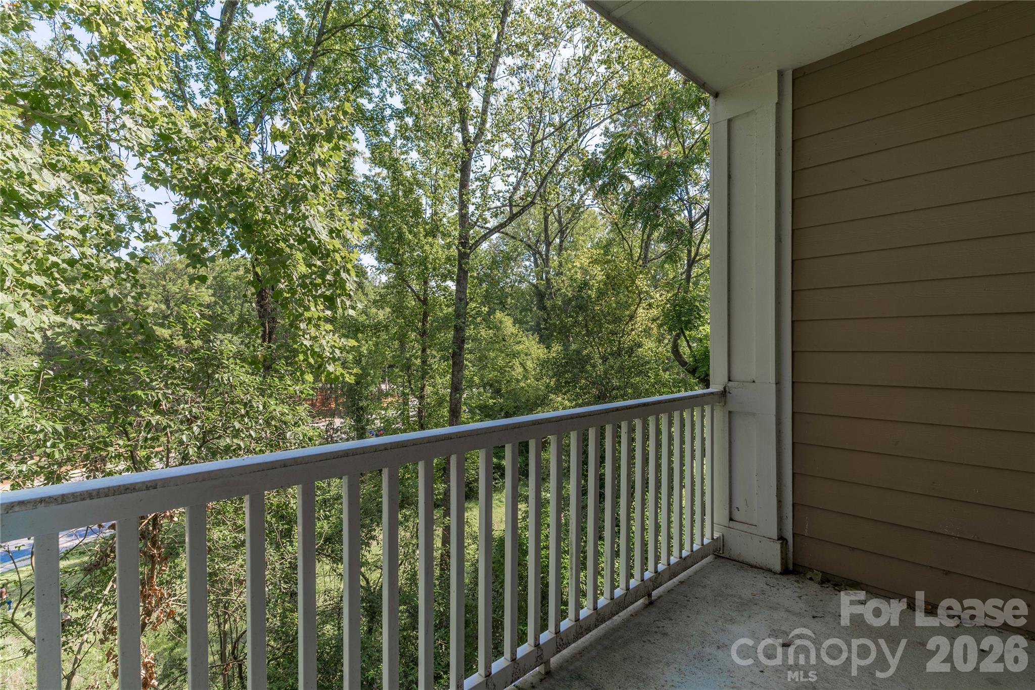 1000 E Woodlawn Road 217 Property Photo 18