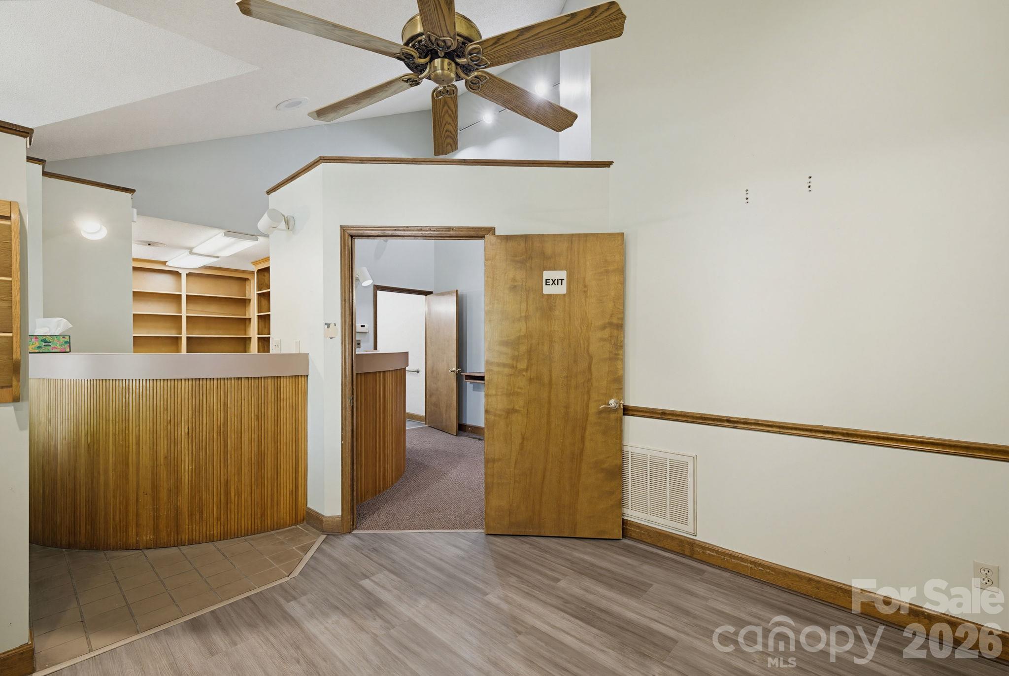 114 S Park Terrace Property Photo 16