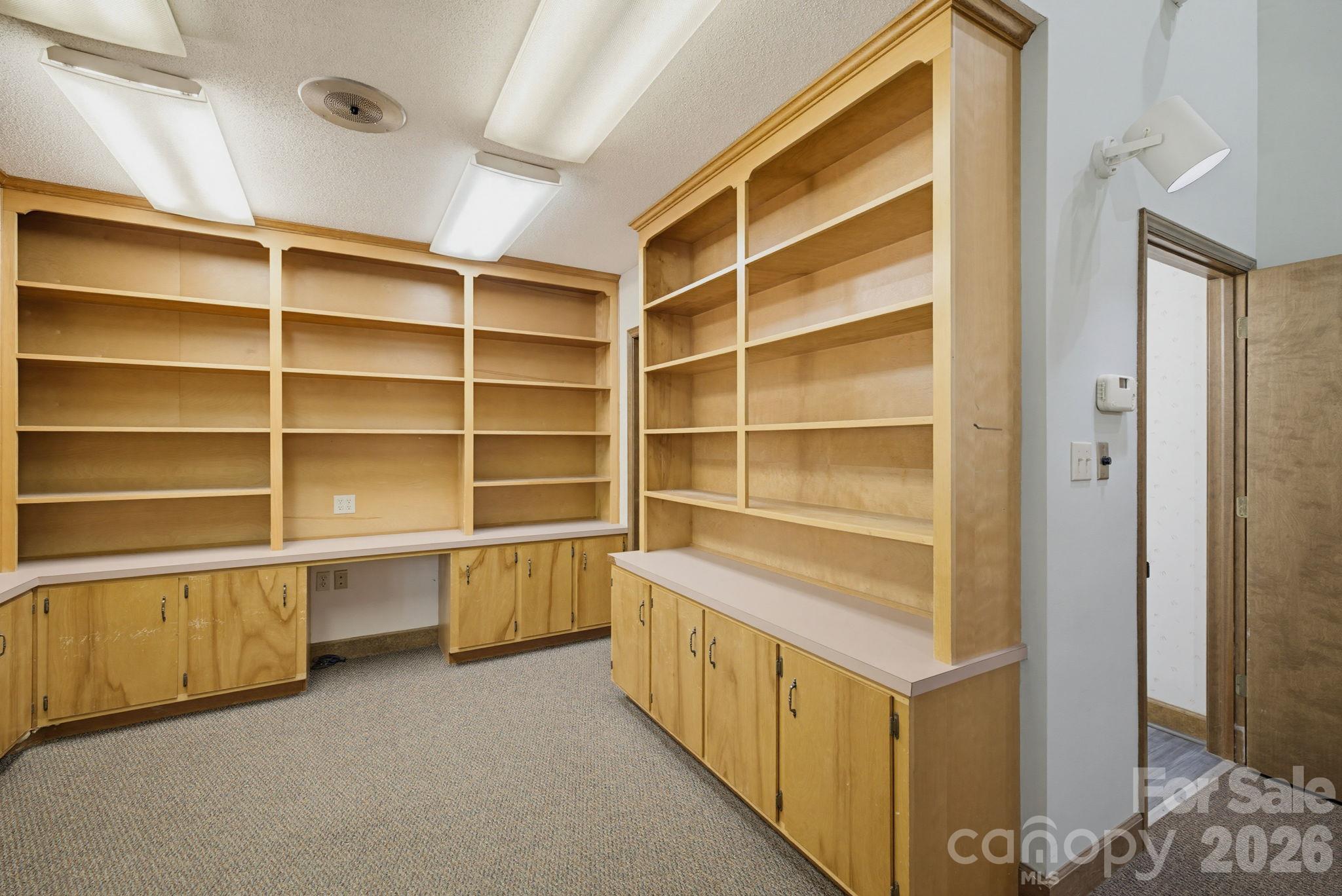 114 S Park Terrace Property Photo 24