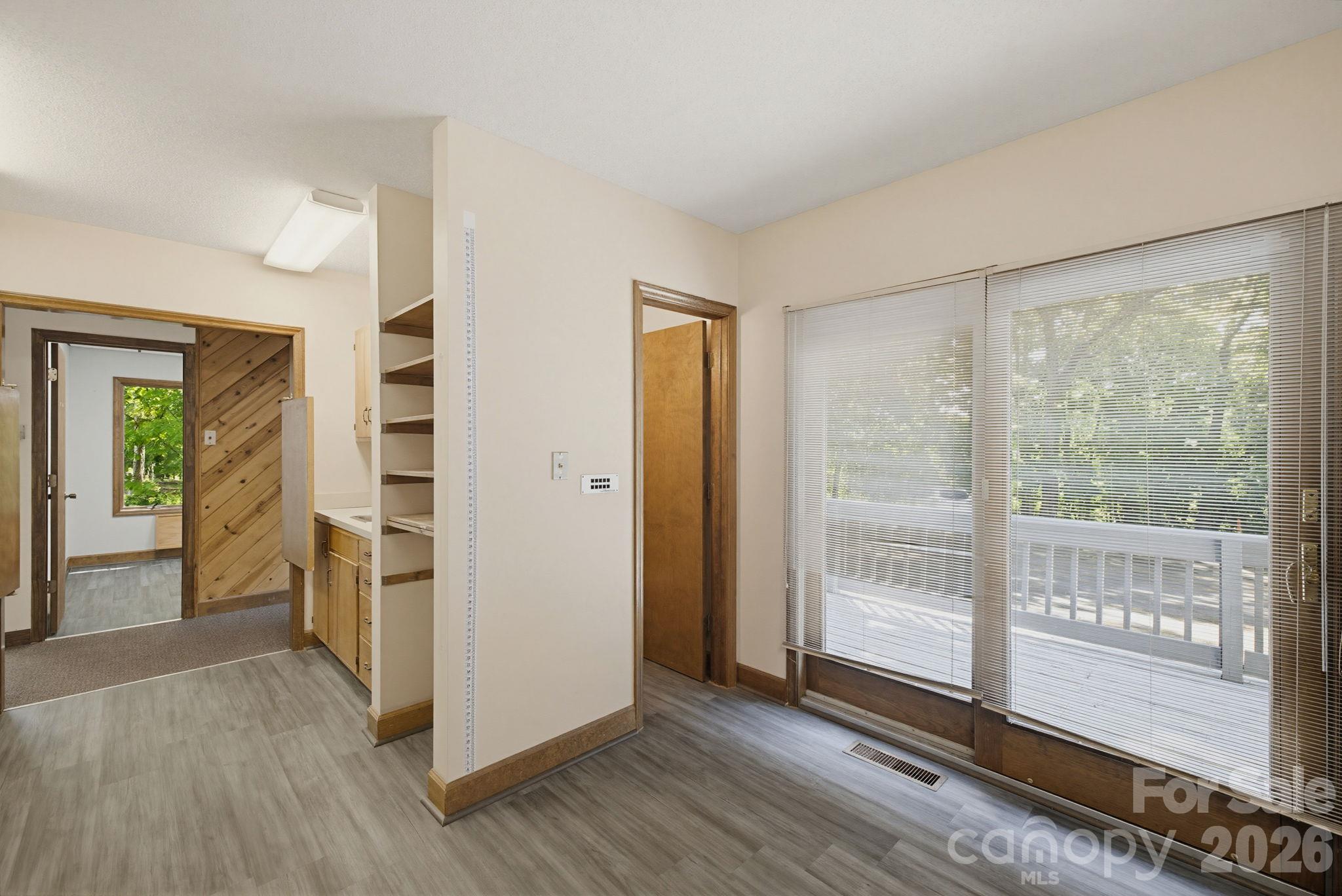 114 S Park Terrace Property Photo 28