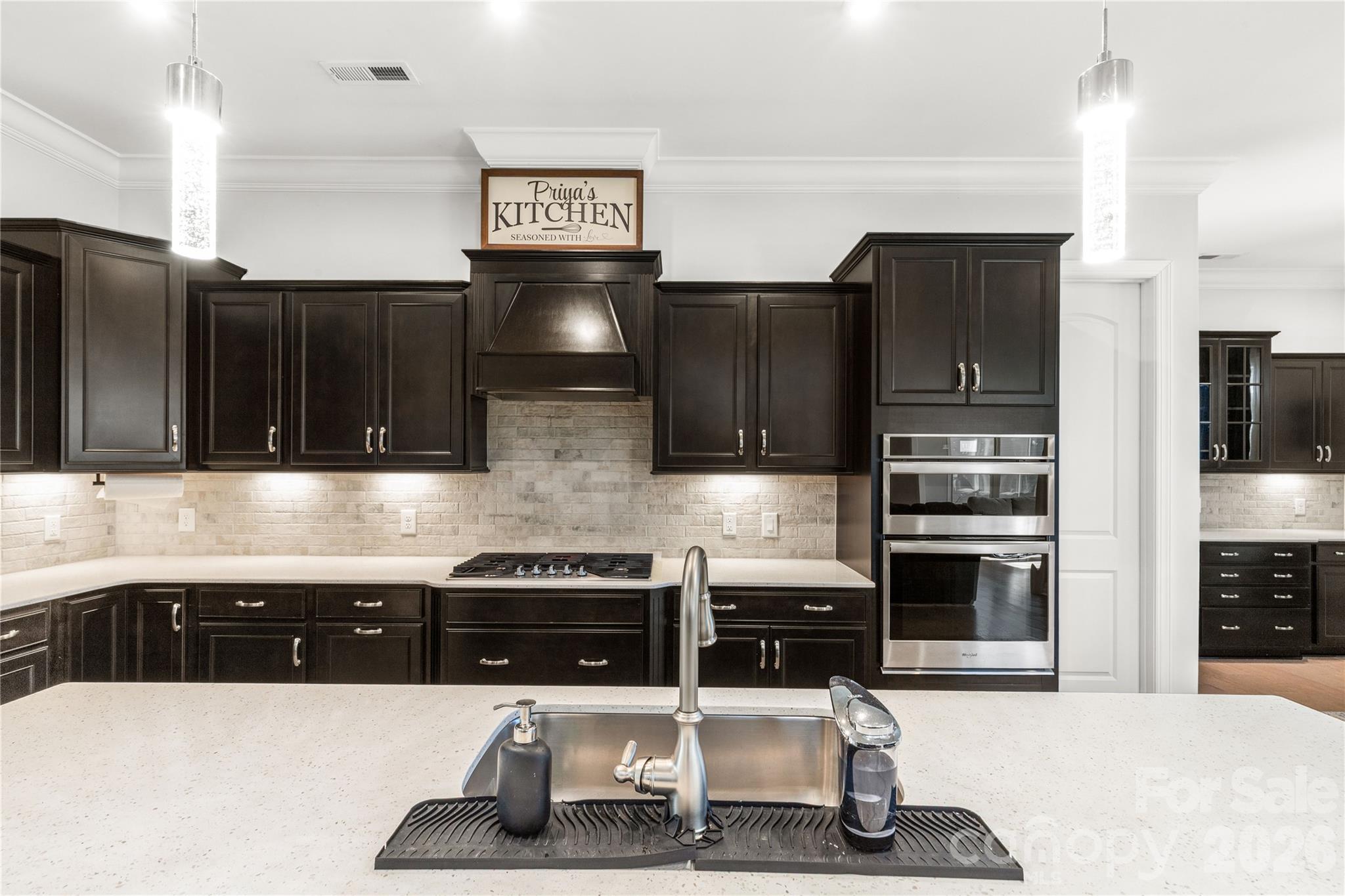 5616 Regal Way Property Photo 13