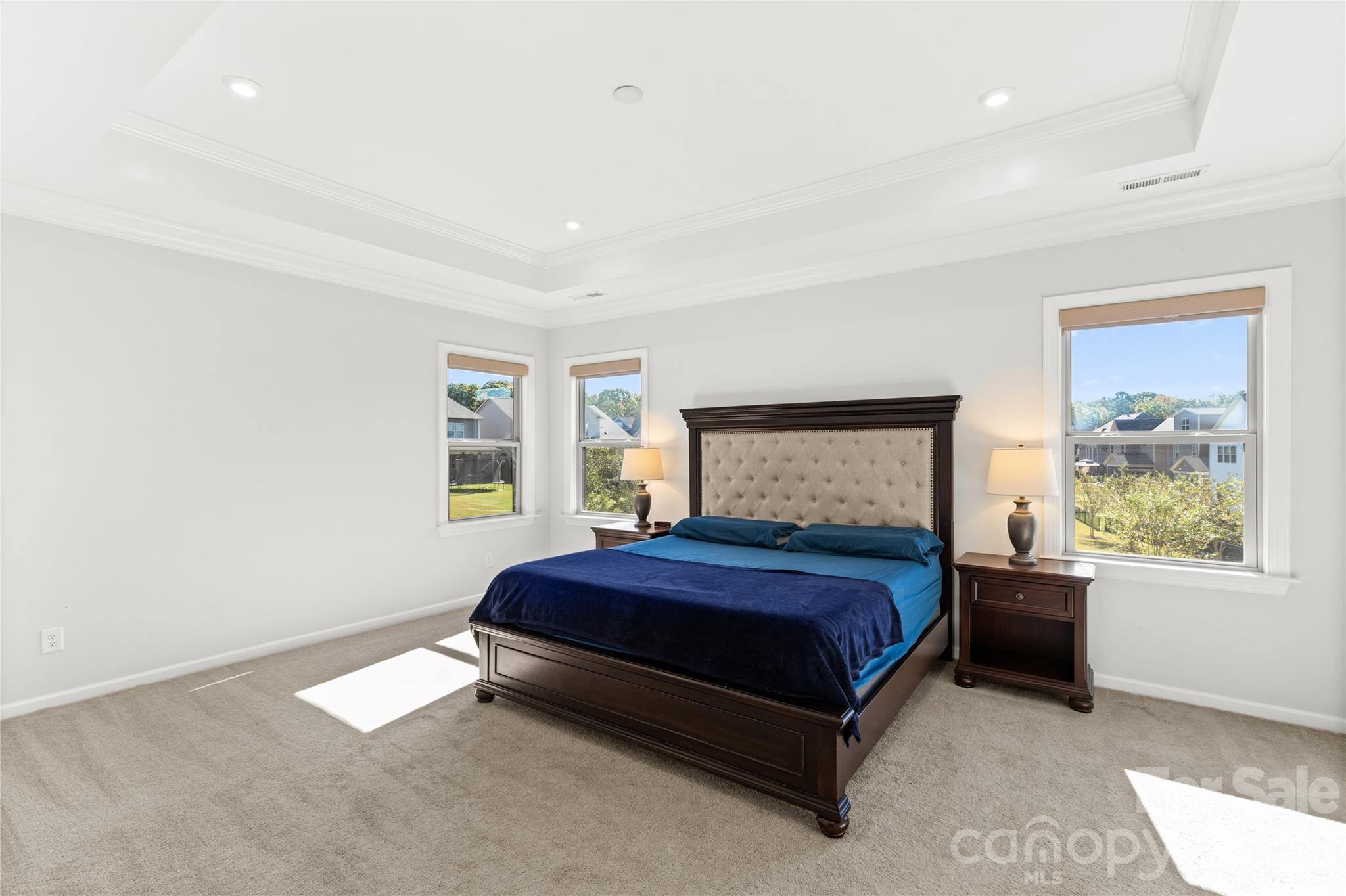 5616 Regal Way Property Photo 24