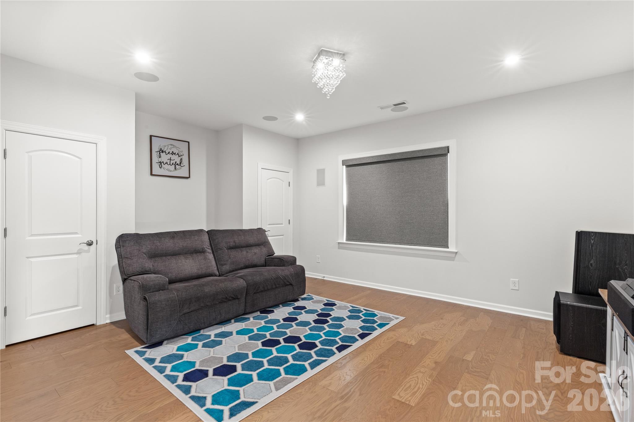 5616 Regal Way Property Photo 29