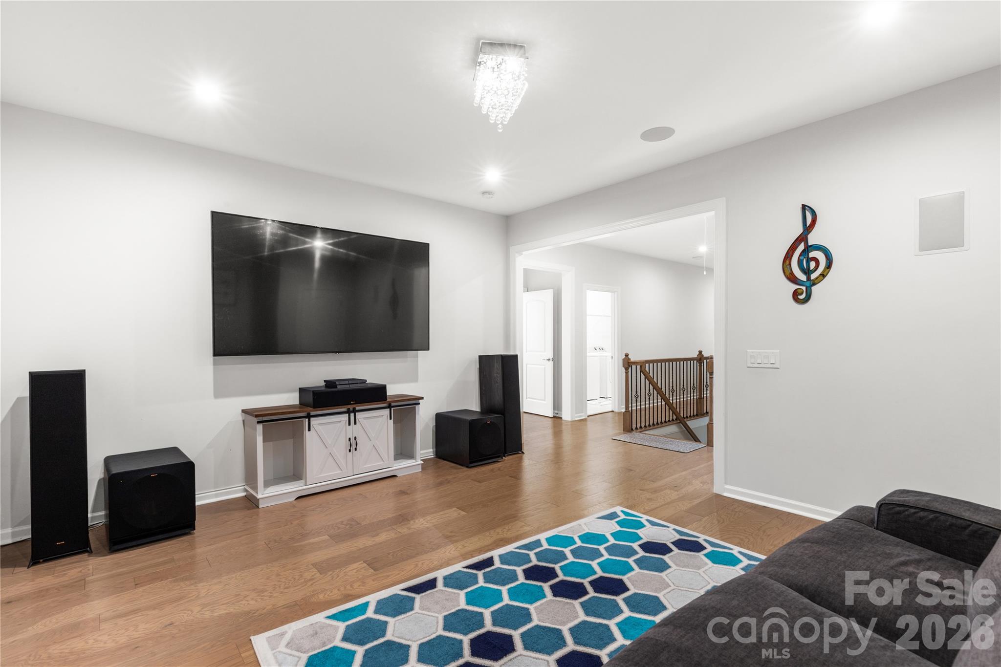 5616 Regal Way Property Photo 30