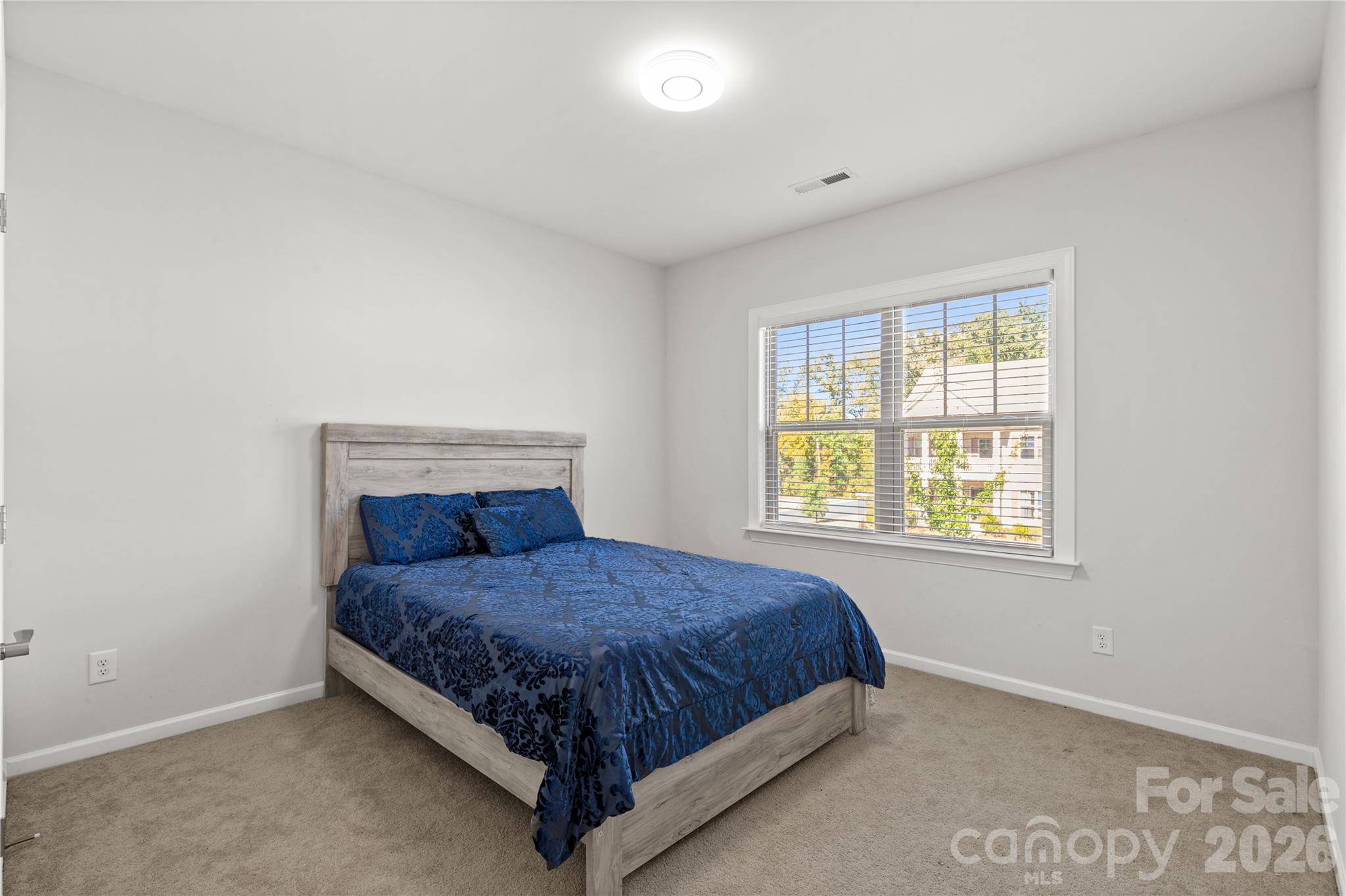 5616 Regal Way Property Photo 31