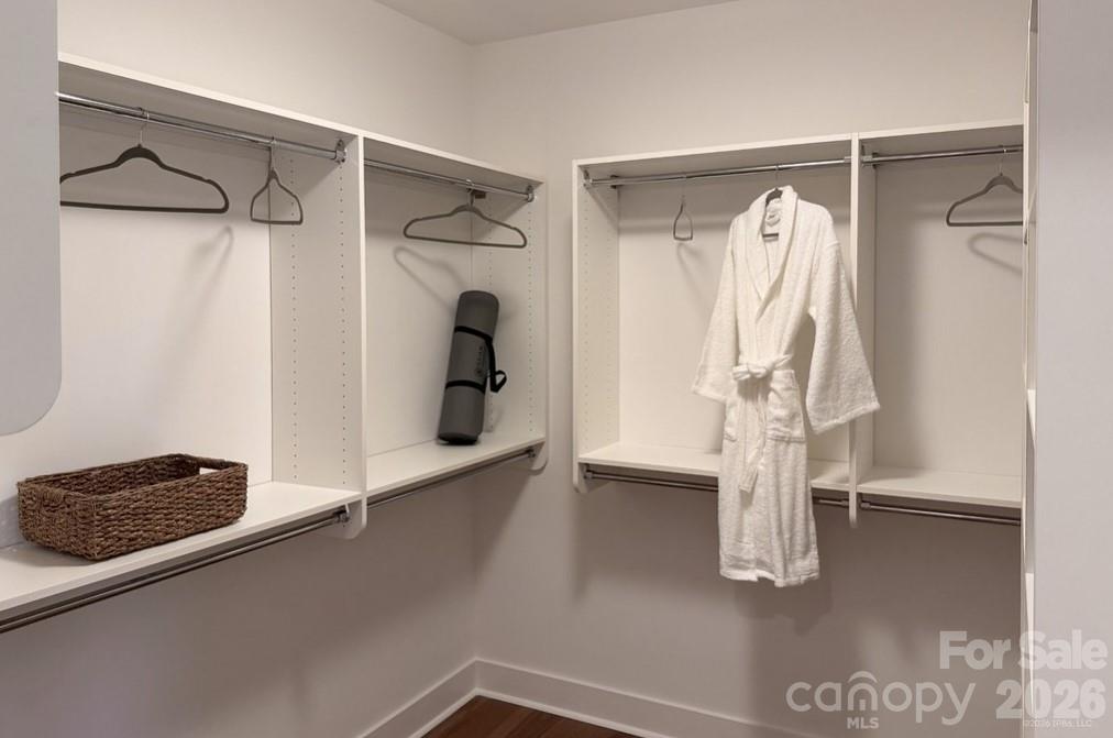 2119 Cherry Grove Drive Property Photo 8