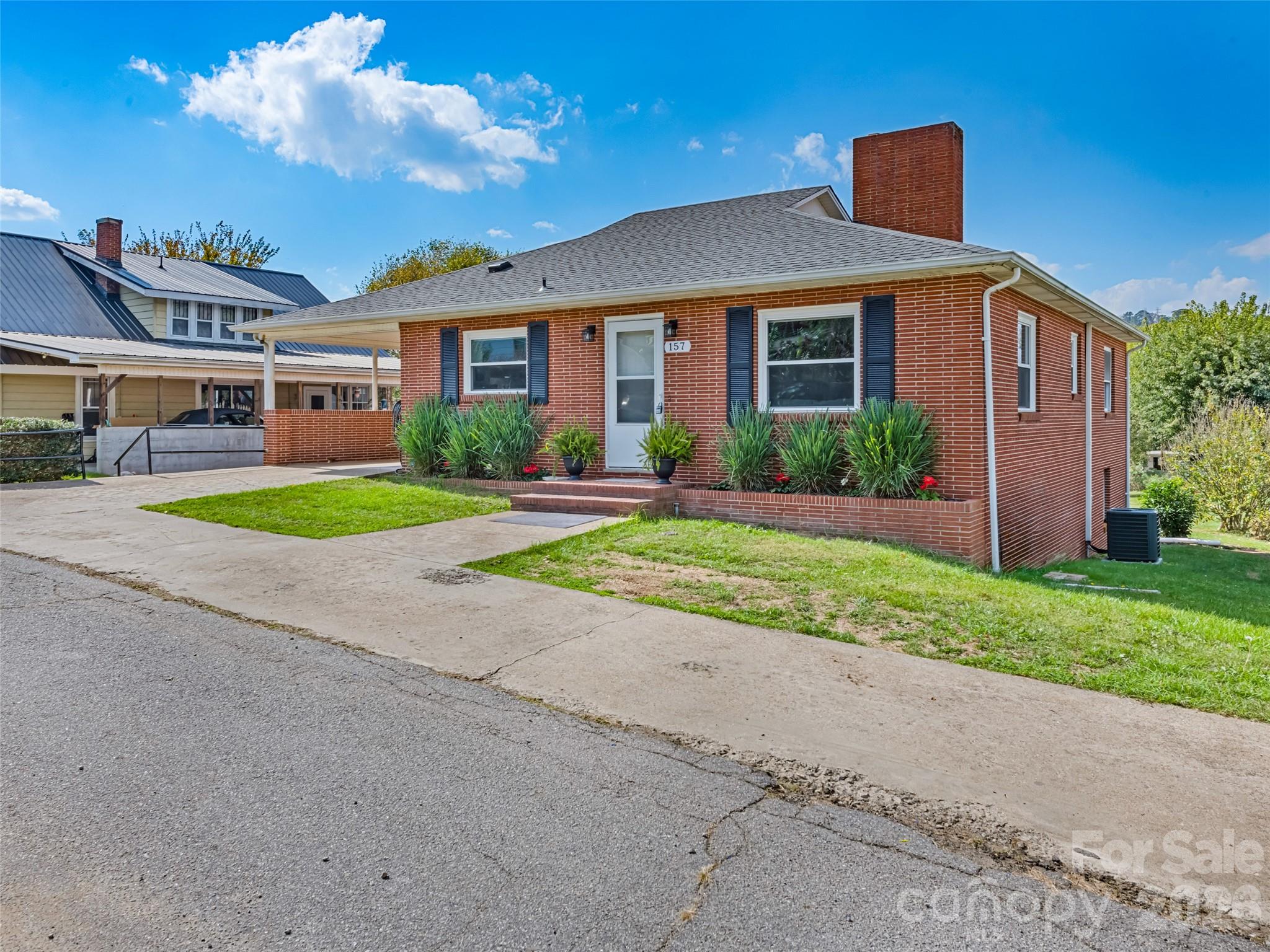 157 Mcclure Street Property Photo 1