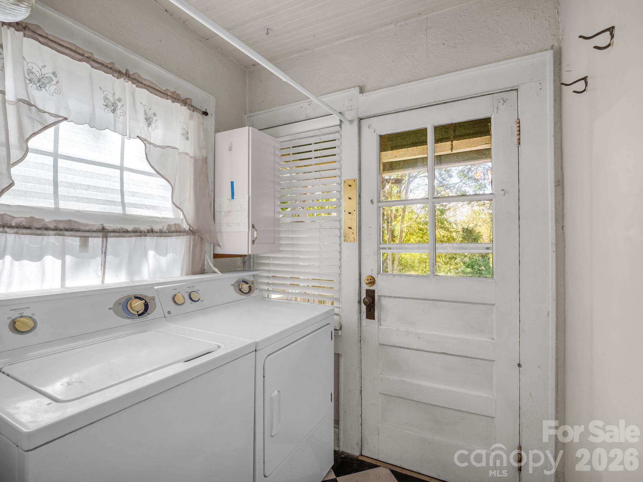 82 Blue Ridge Avenue Property Photo 29