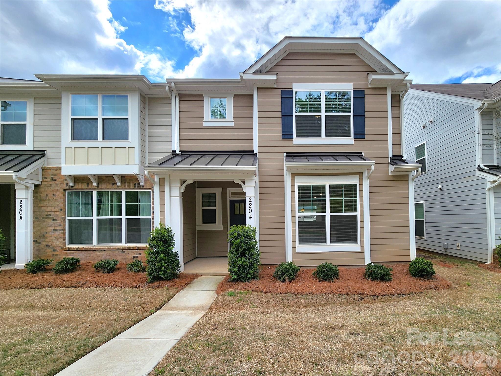 2204 Blewett Drive Property Photo 1